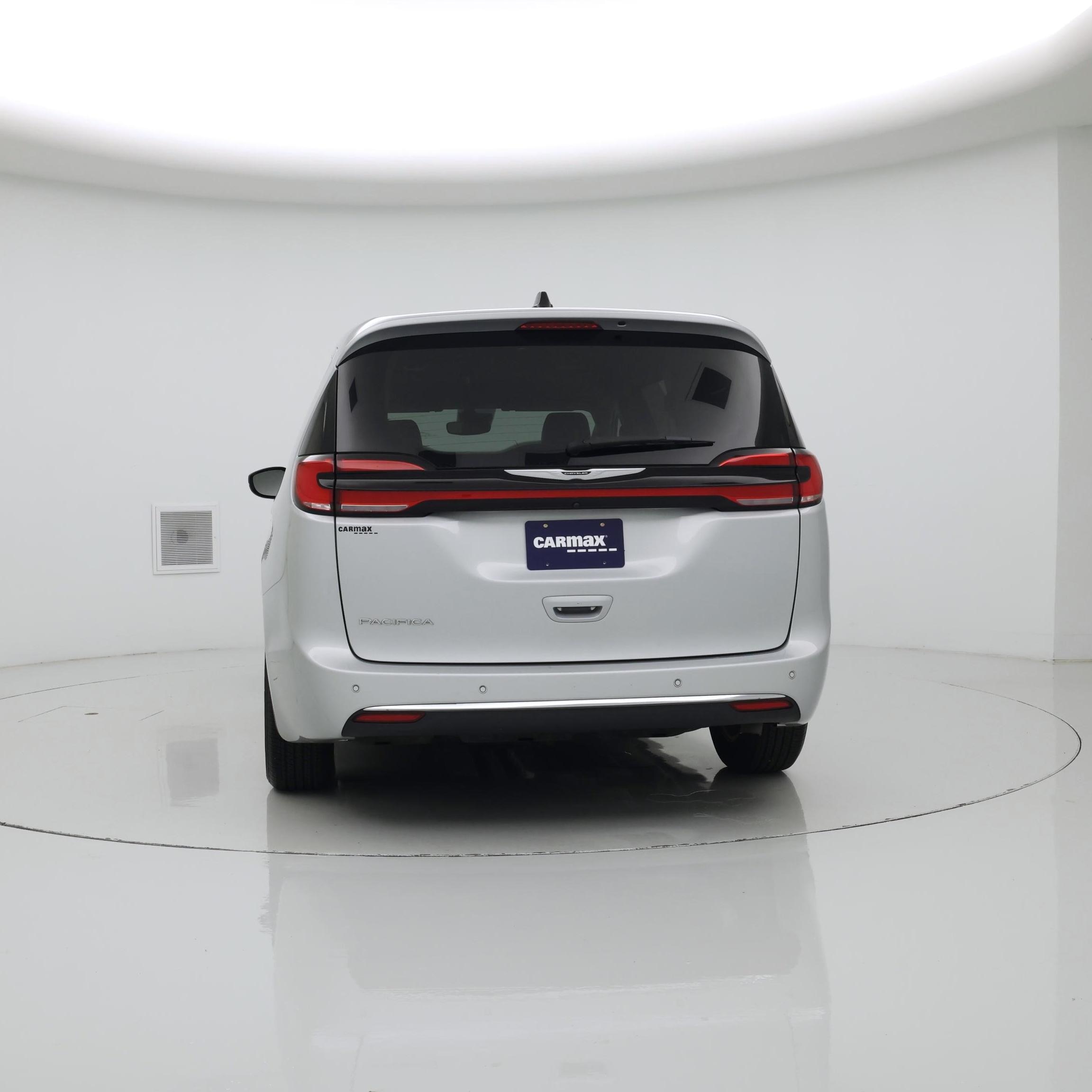 Thumbnail: 2024 Chrysler Pacifica - 6