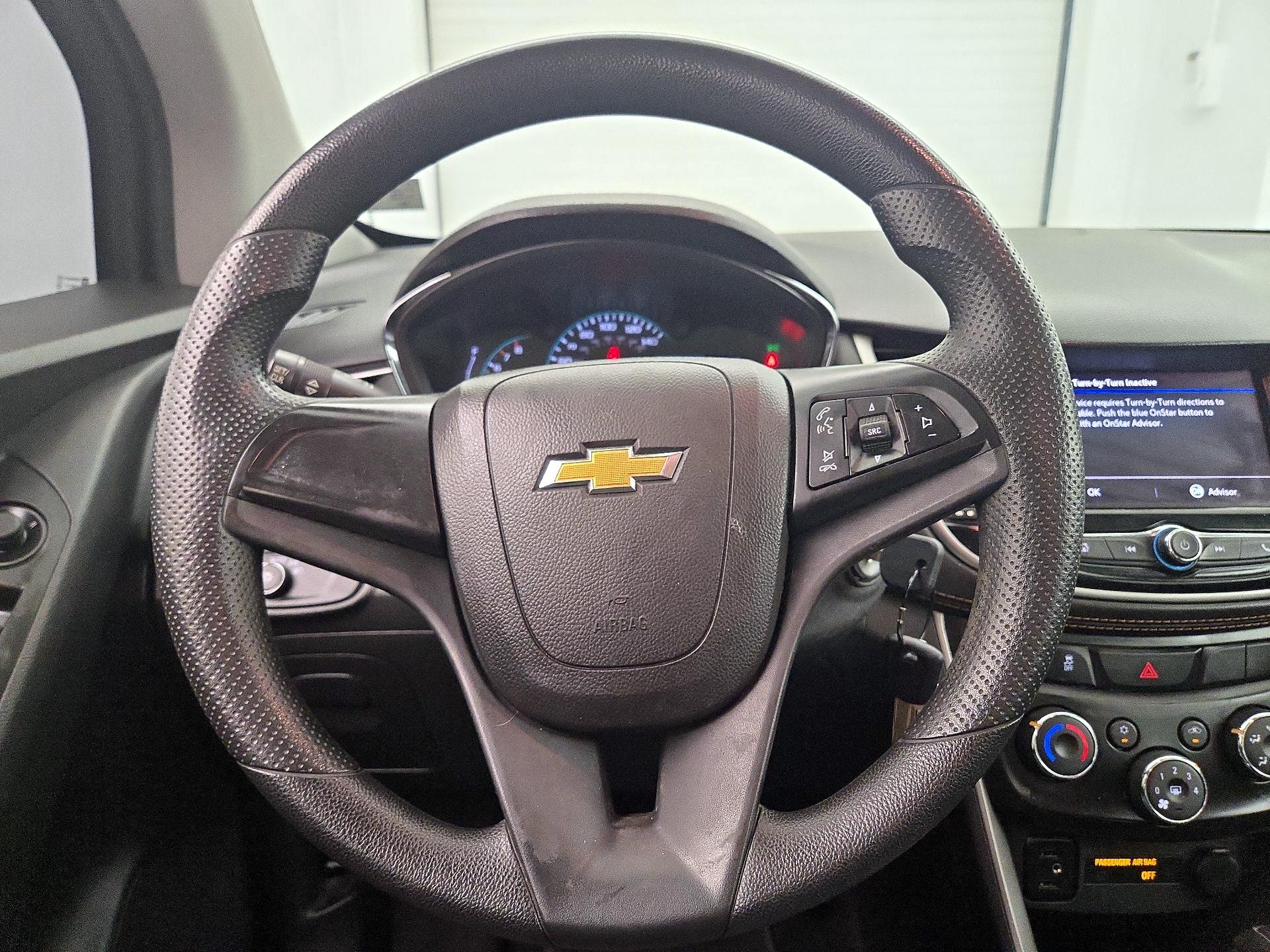 Thumbnail: 2021 Chevrolet Trax - 10