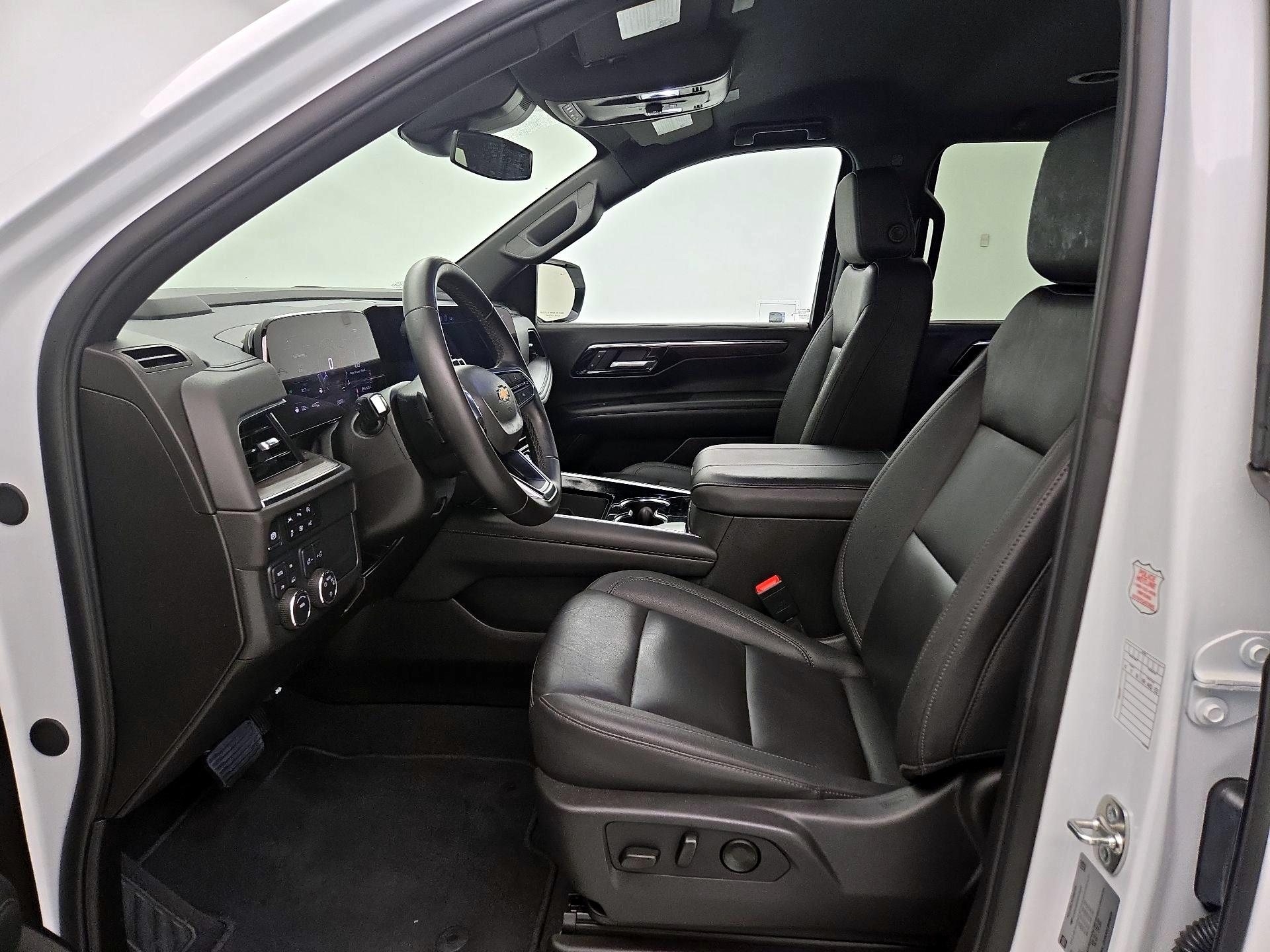 Thumbnail: 2025 Chevrolet Tahoe - 11