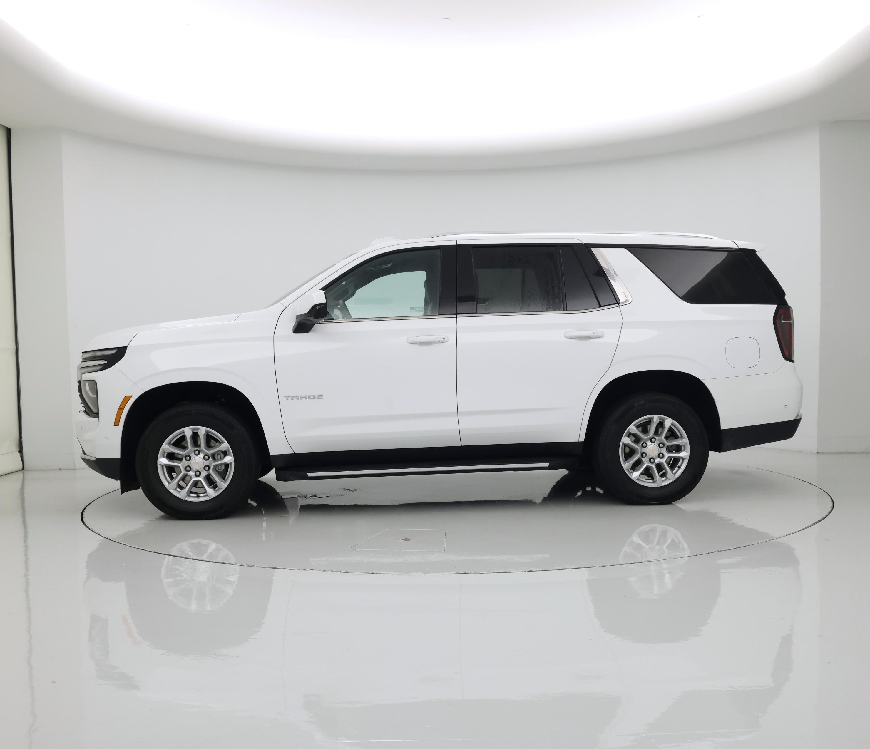 Thumbnail: 2025 Chevrolet Tahoe - 3