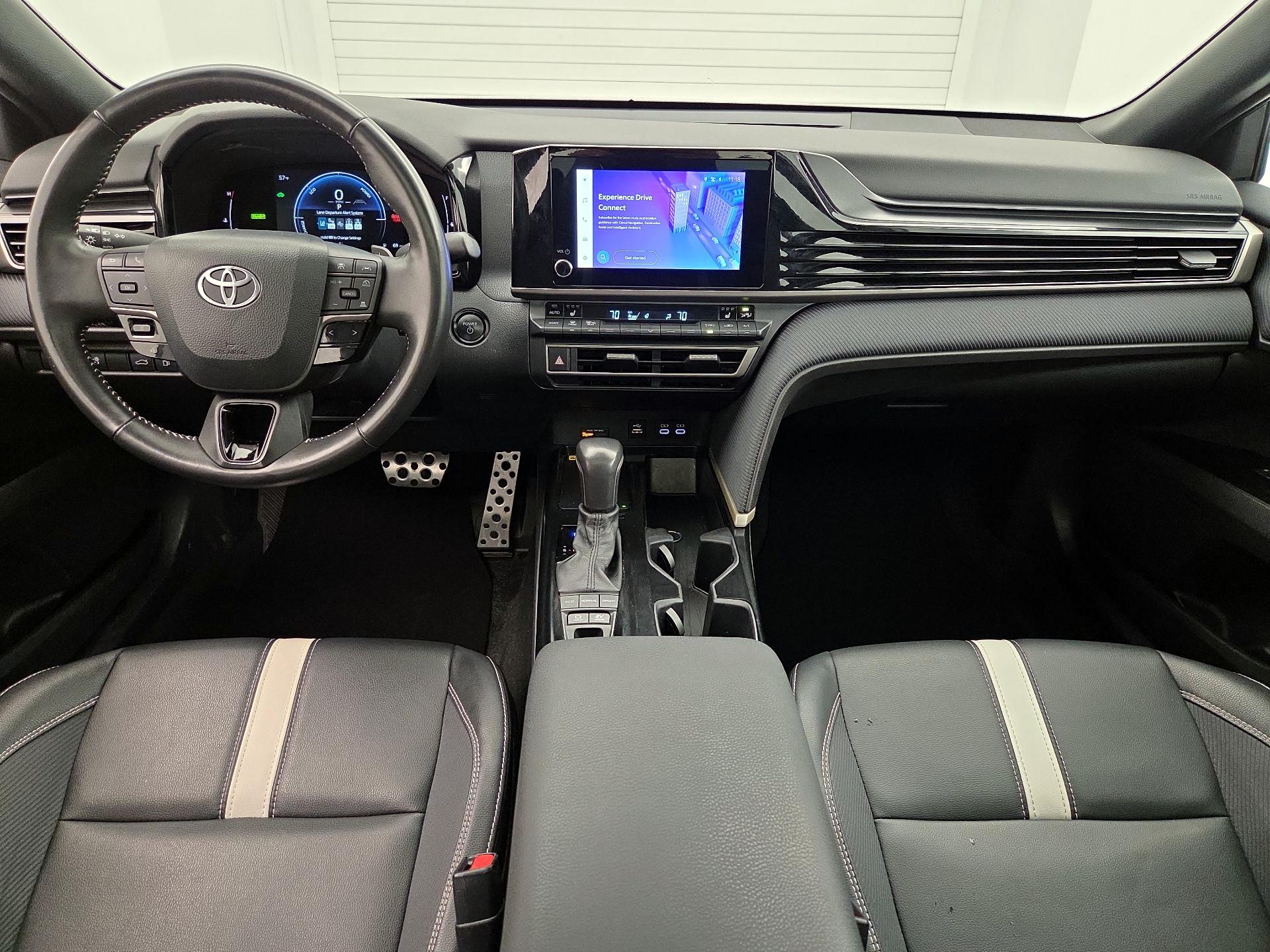 Thumbnail: 2025 Toyota Camry - 9