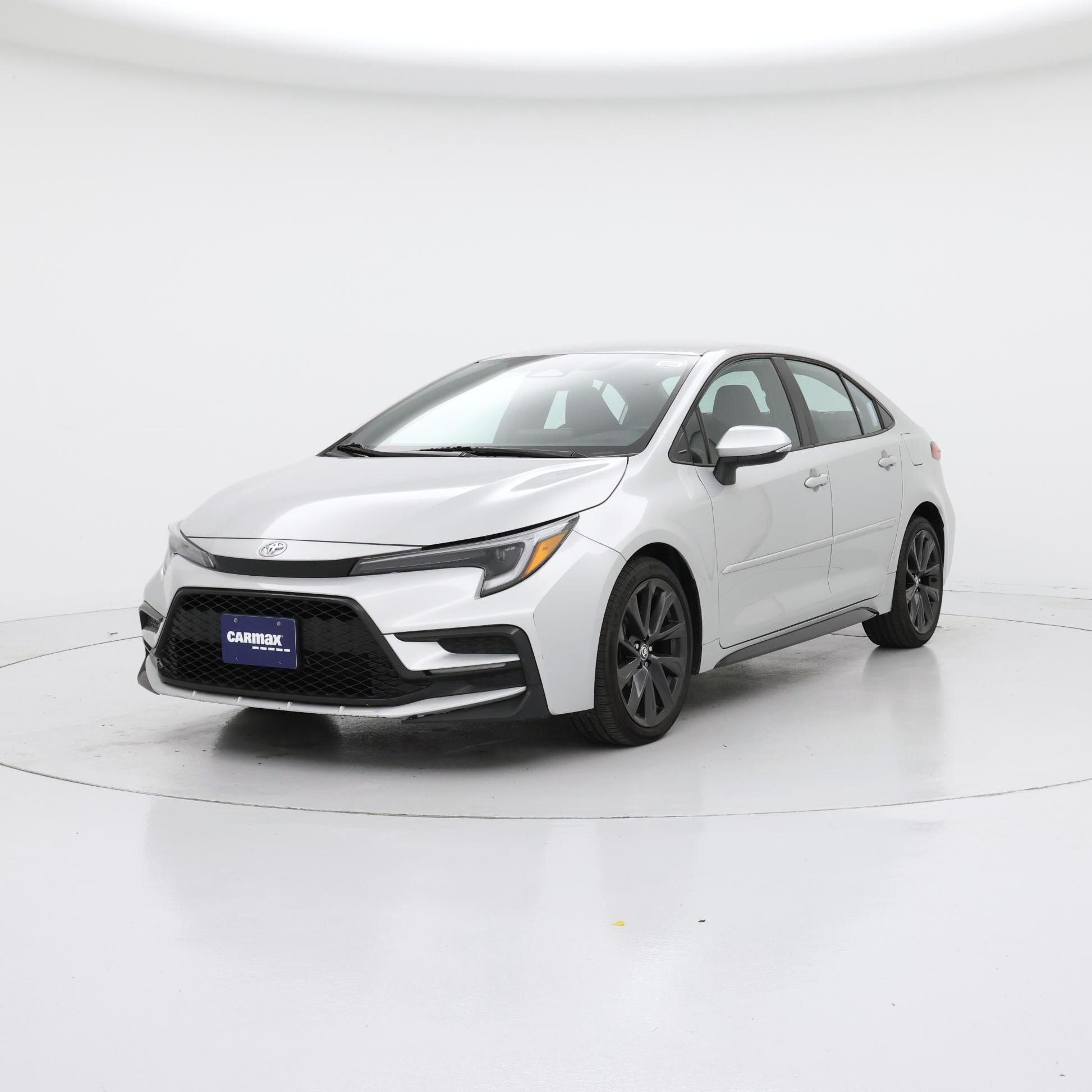 Thumbnail: 2023 Toyota Corolla - 4