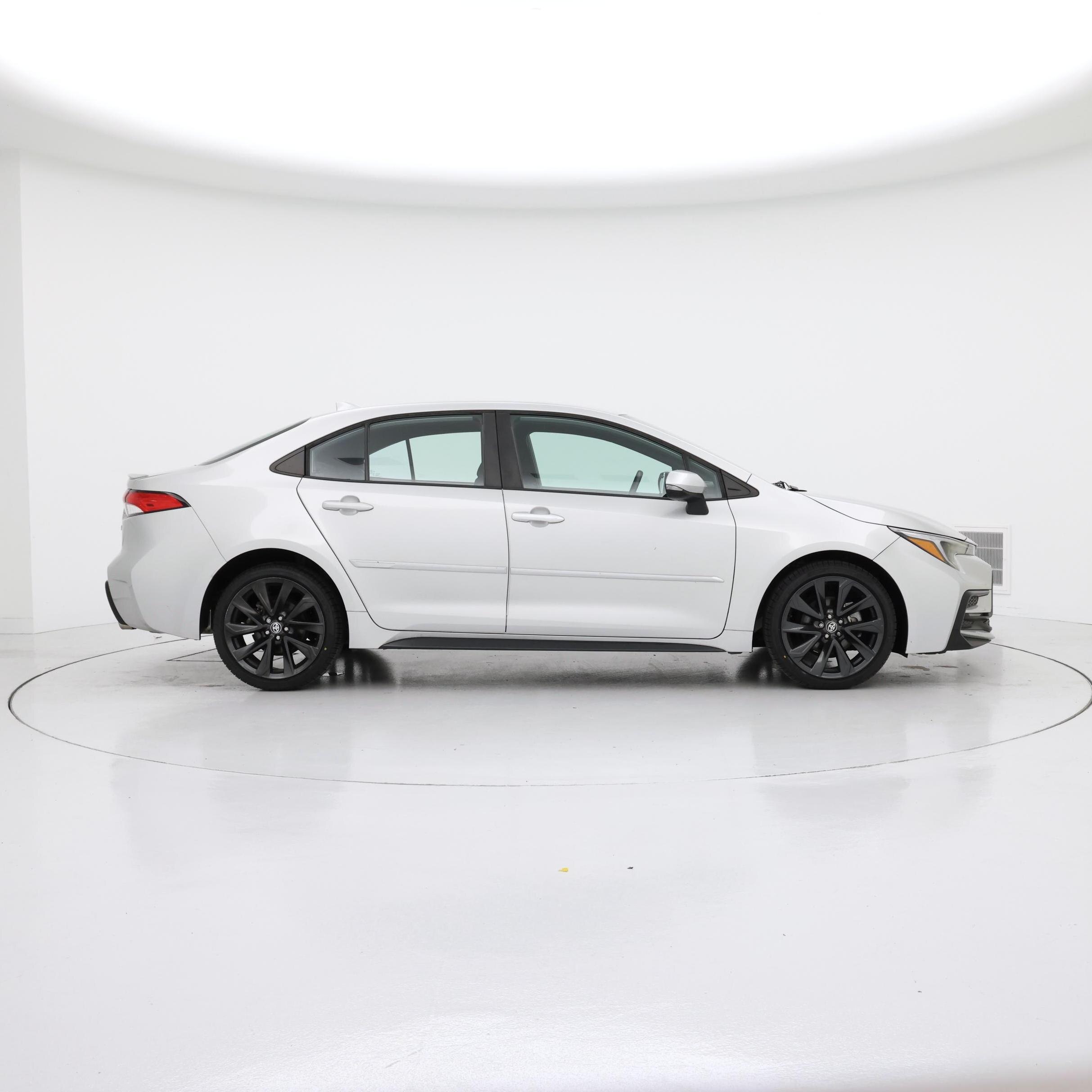 Thumbnail: 2023 Toyota Corolla - 7