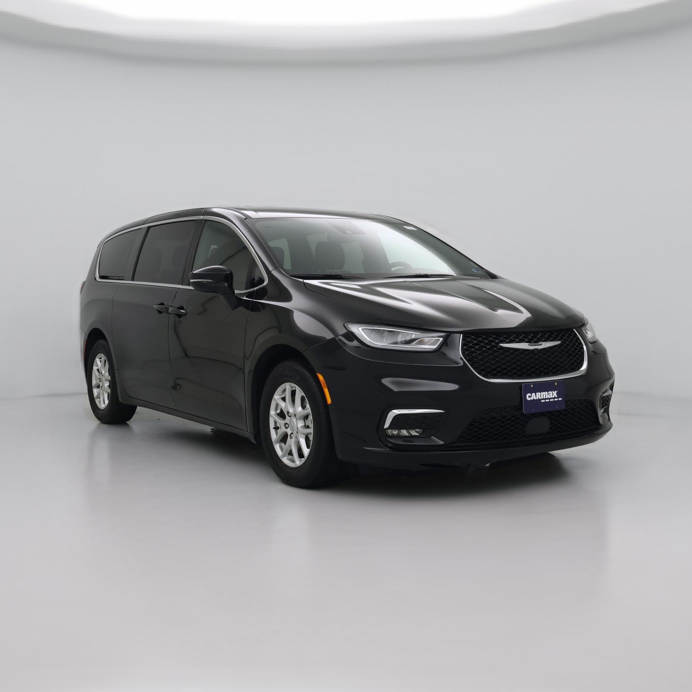 Thumbnail: 2025 Chrysler Pacifica - 1