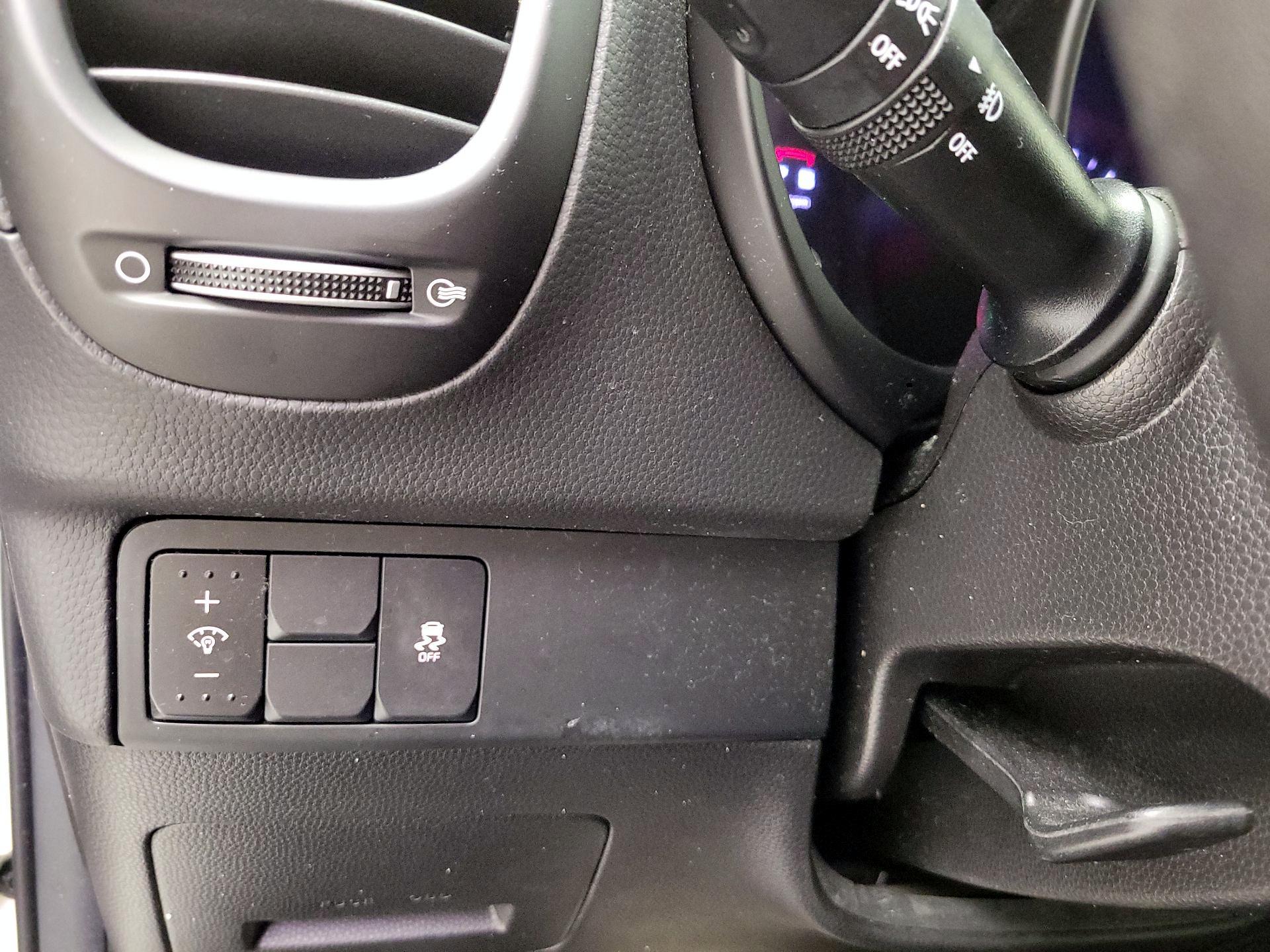 Thumbnail: 2018 Kia Soul - 13