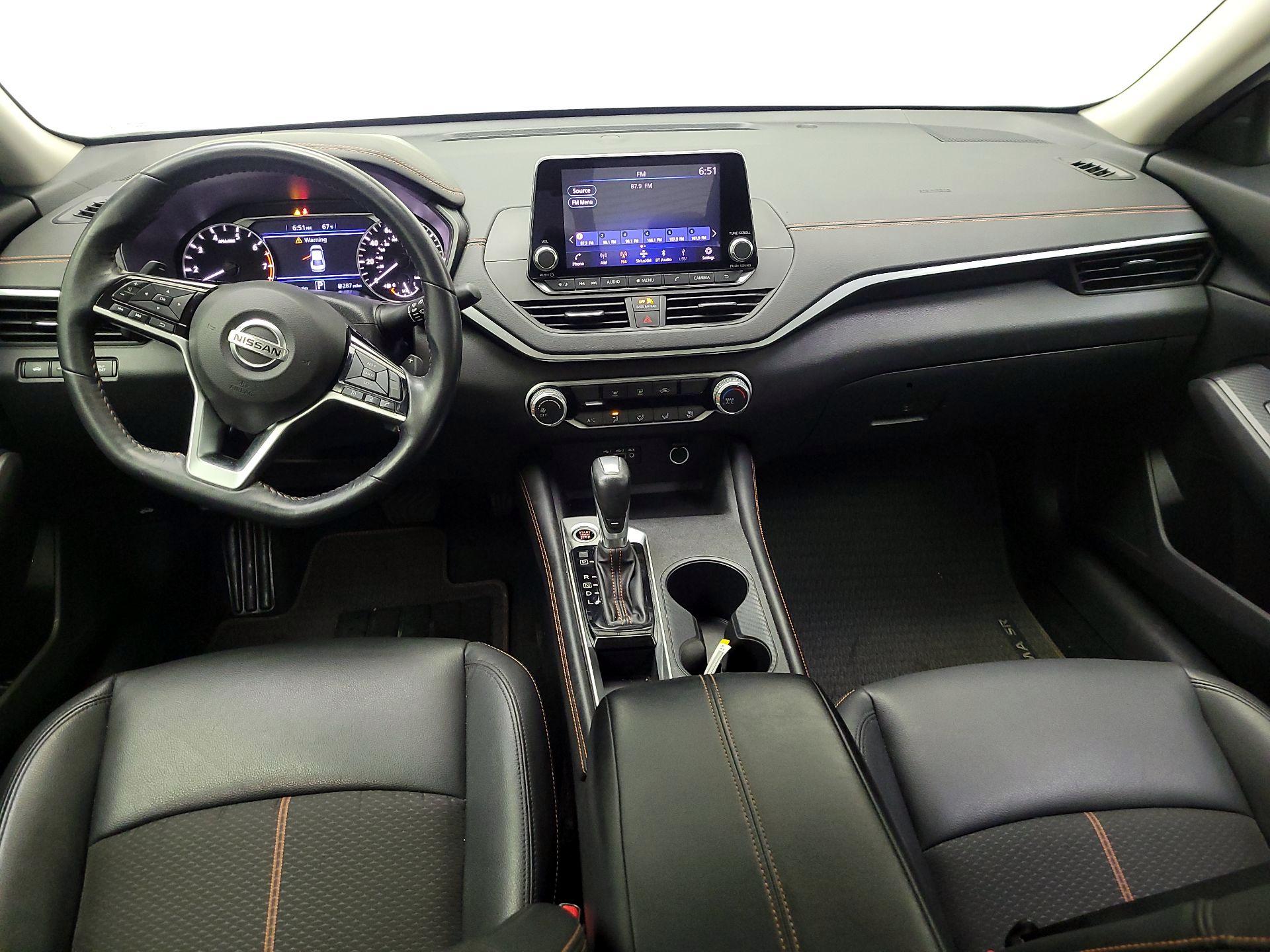 Thumbnail: 2019 Nissan Altima - 9
