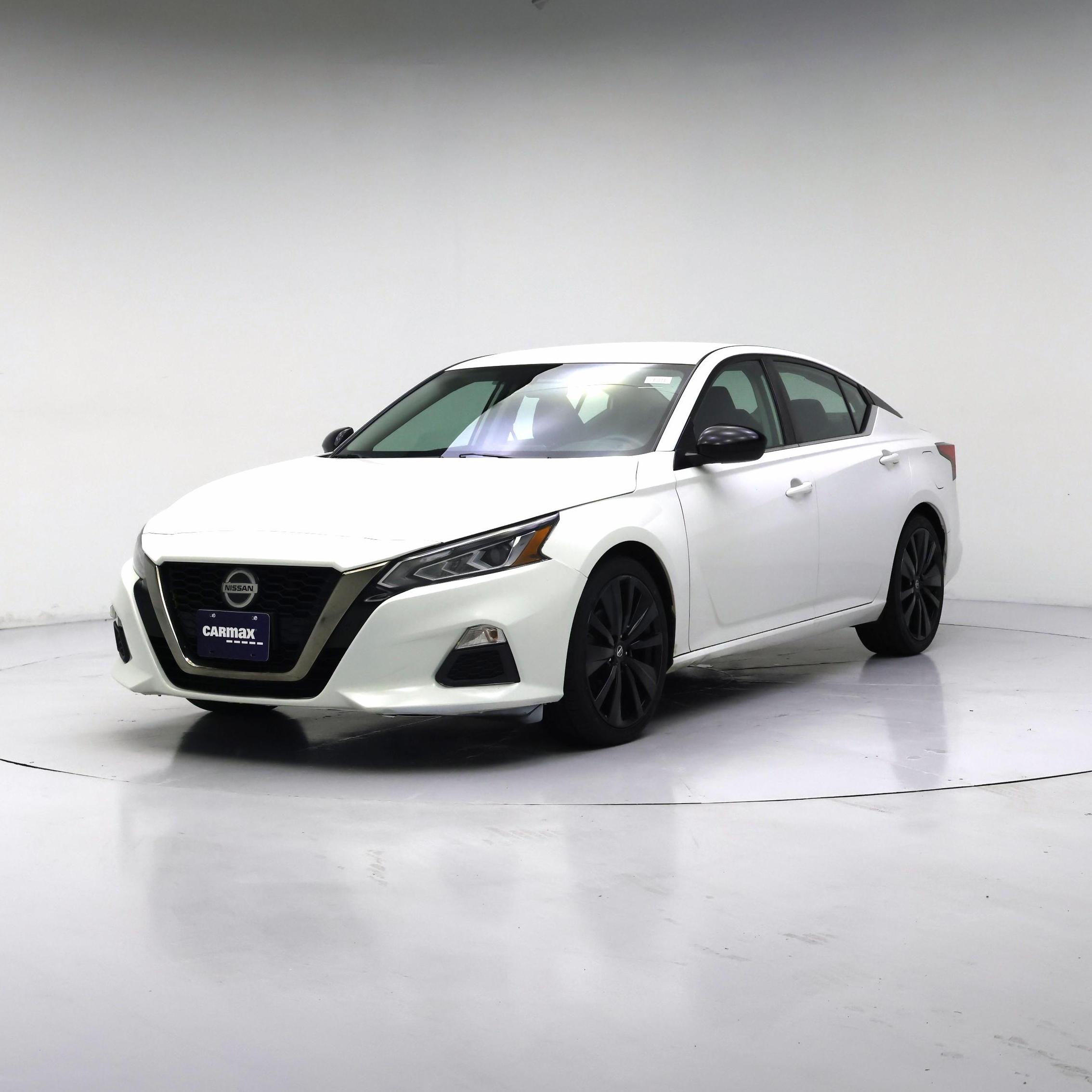 Thumbnail: 2019 Nissan Altima - 4