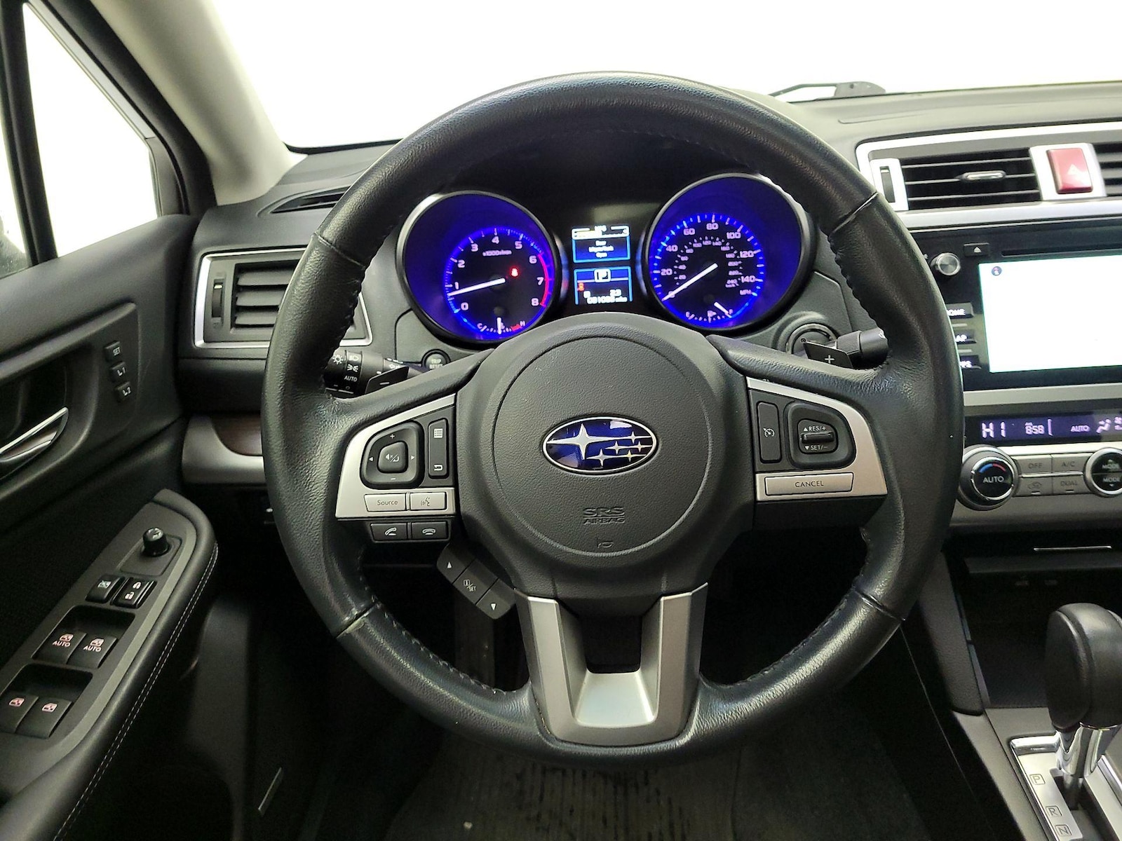 2015 Subaru Legacy 2.5i Limited - Photo 11