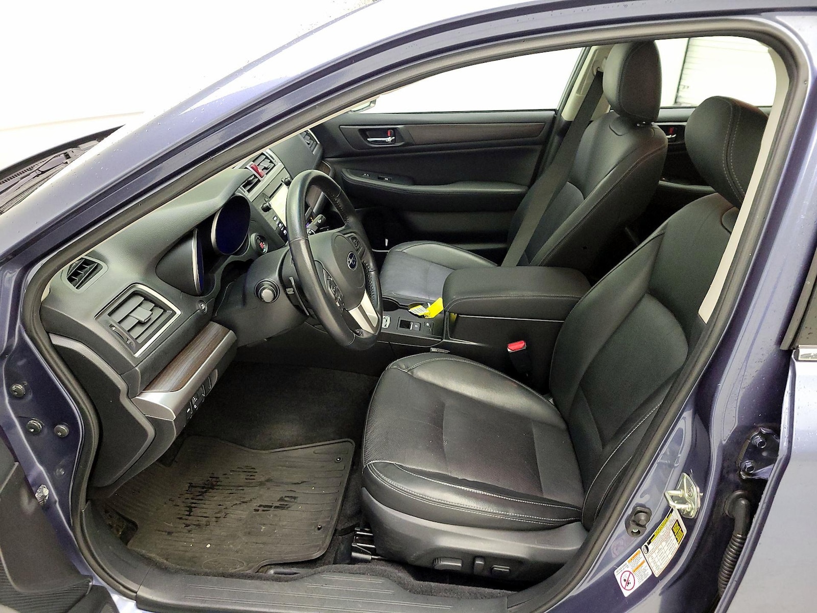 2015 Subaru Legacy 2.5i Limited - Photo 12