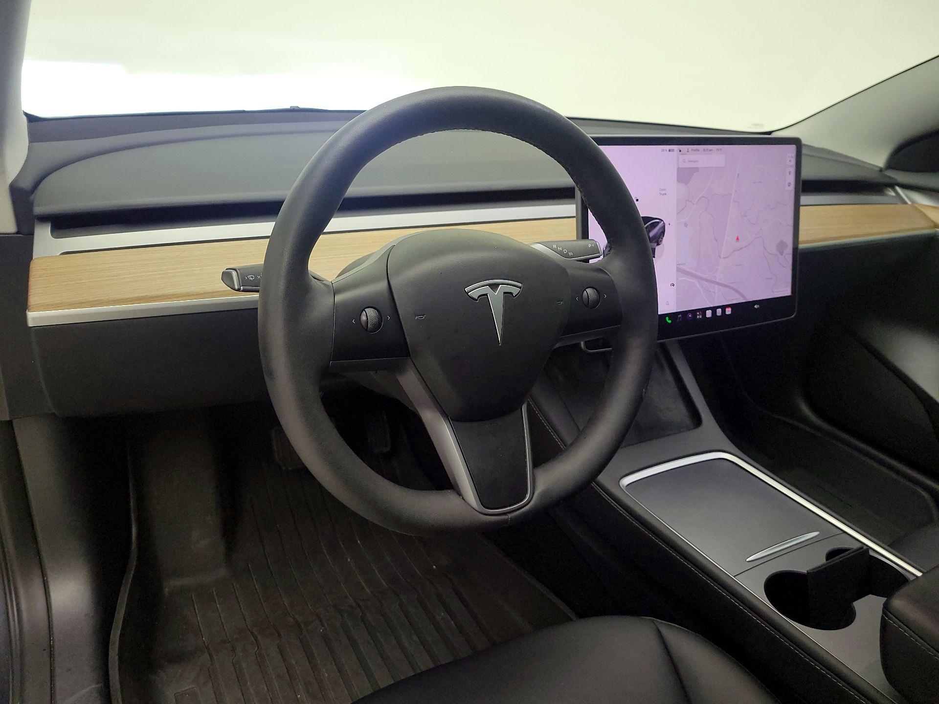 Thumbnail: 2023 Tesla Model 3 - 9