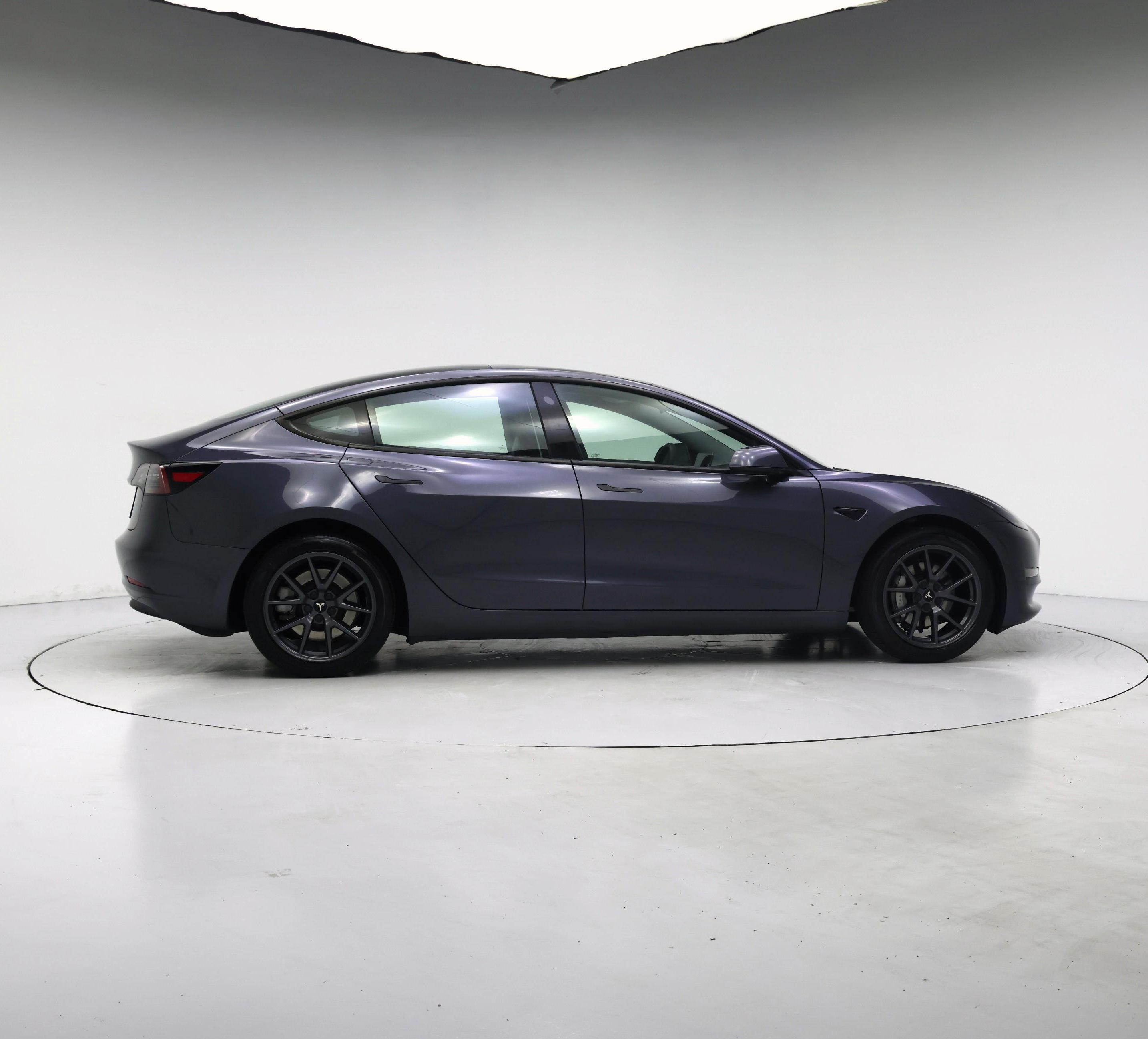 Thumbnail: 2023 Tesla Model 3 - 7