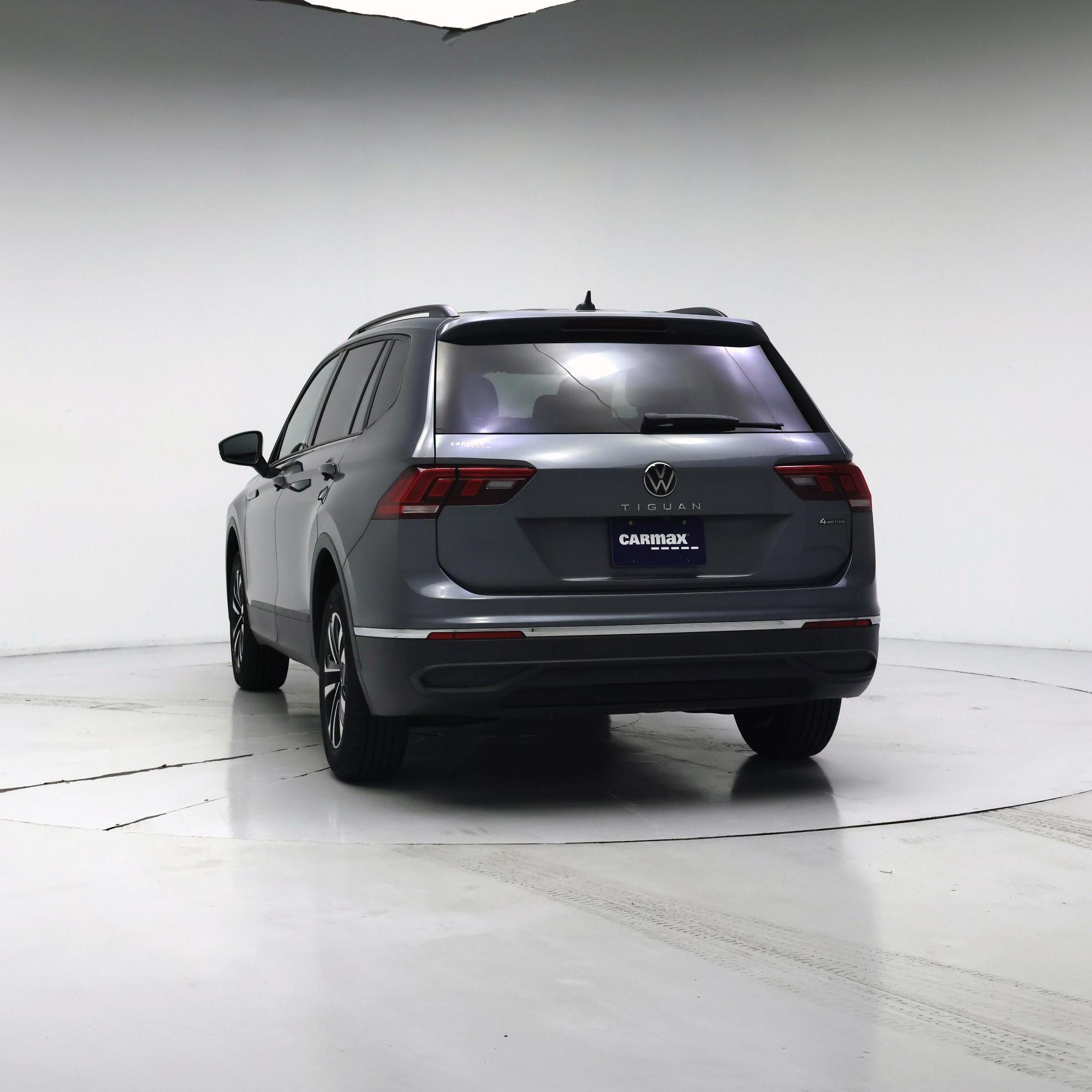 Thumbnail: 2022 Volkswagen Tiguan - 6
