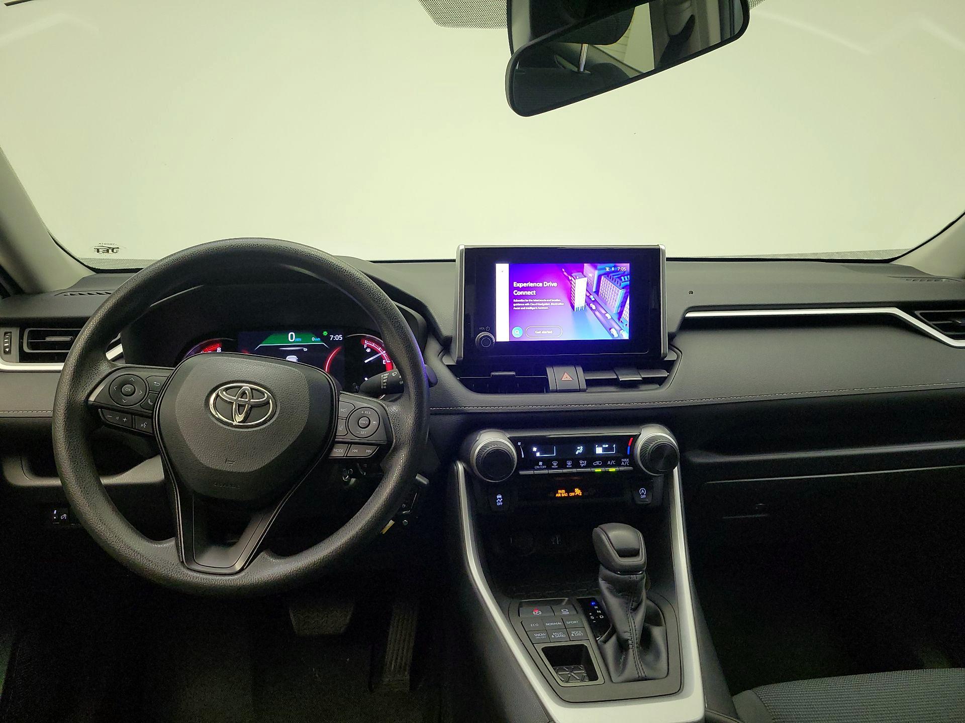 Thumbnail: 2023 Toyota RAV4 - 9