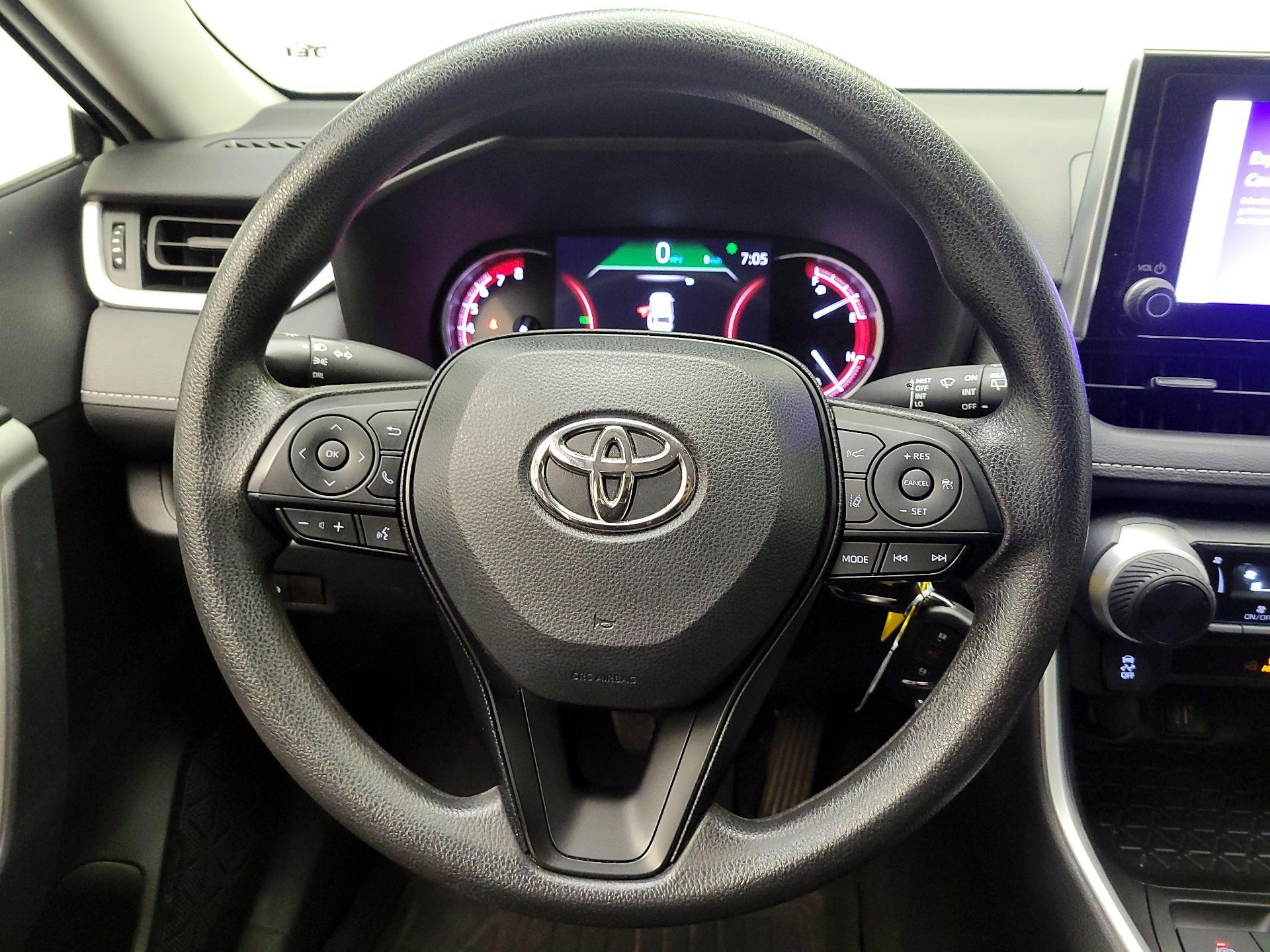 Thumbnail: 2023 Toyota RAV4 - 10