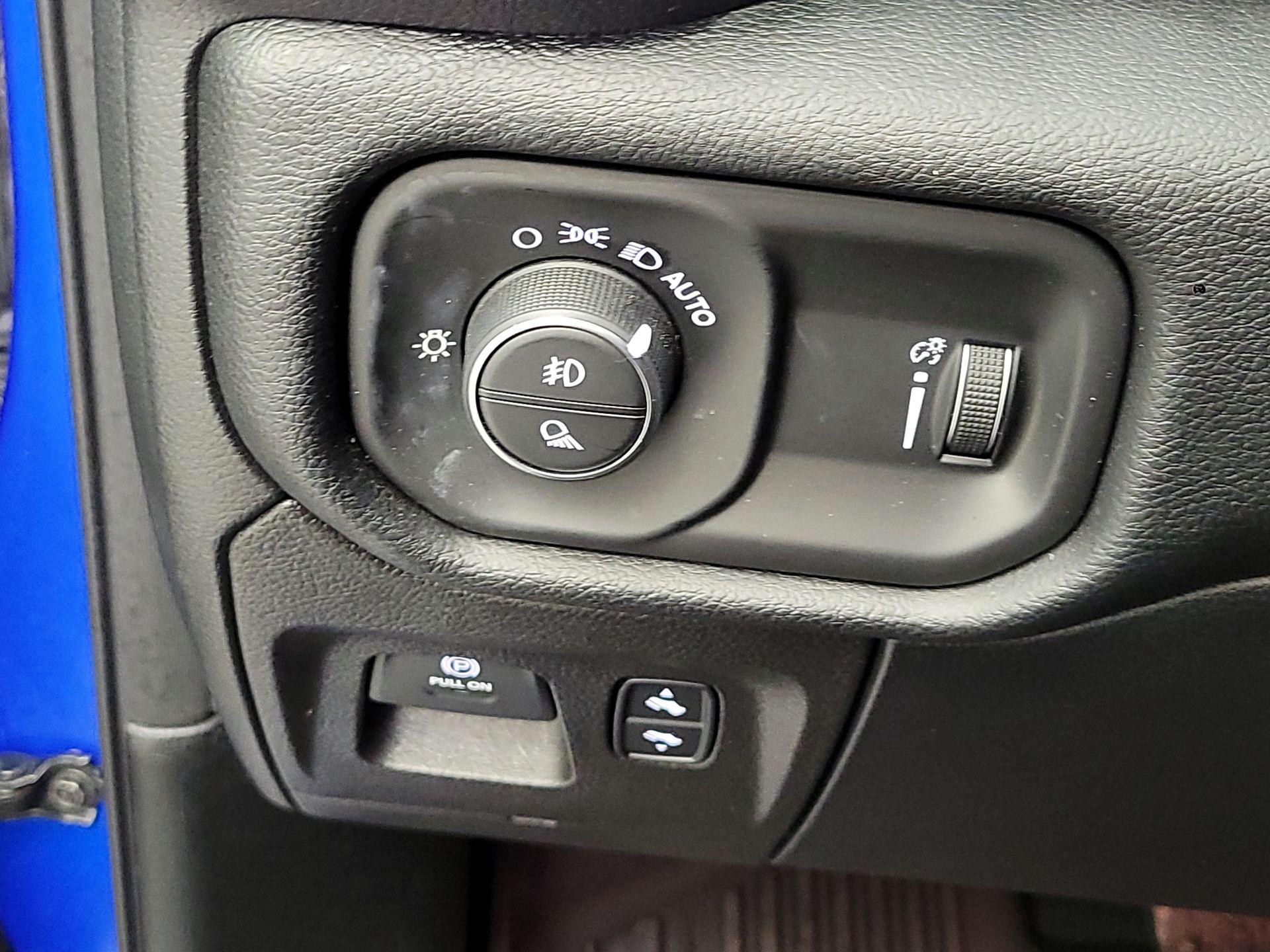 Thumbnail: 2021 RAM 1500 - 13