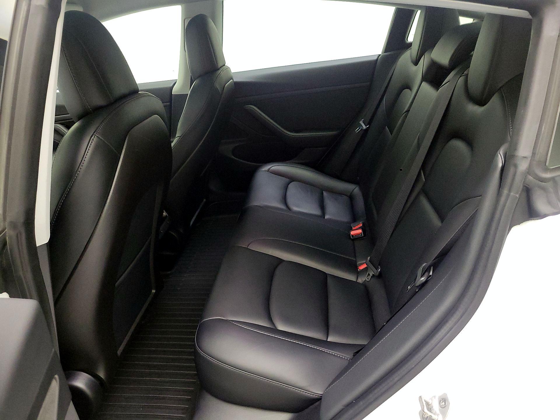 Thumbnail: 2020 Tesla Model 3 - 19