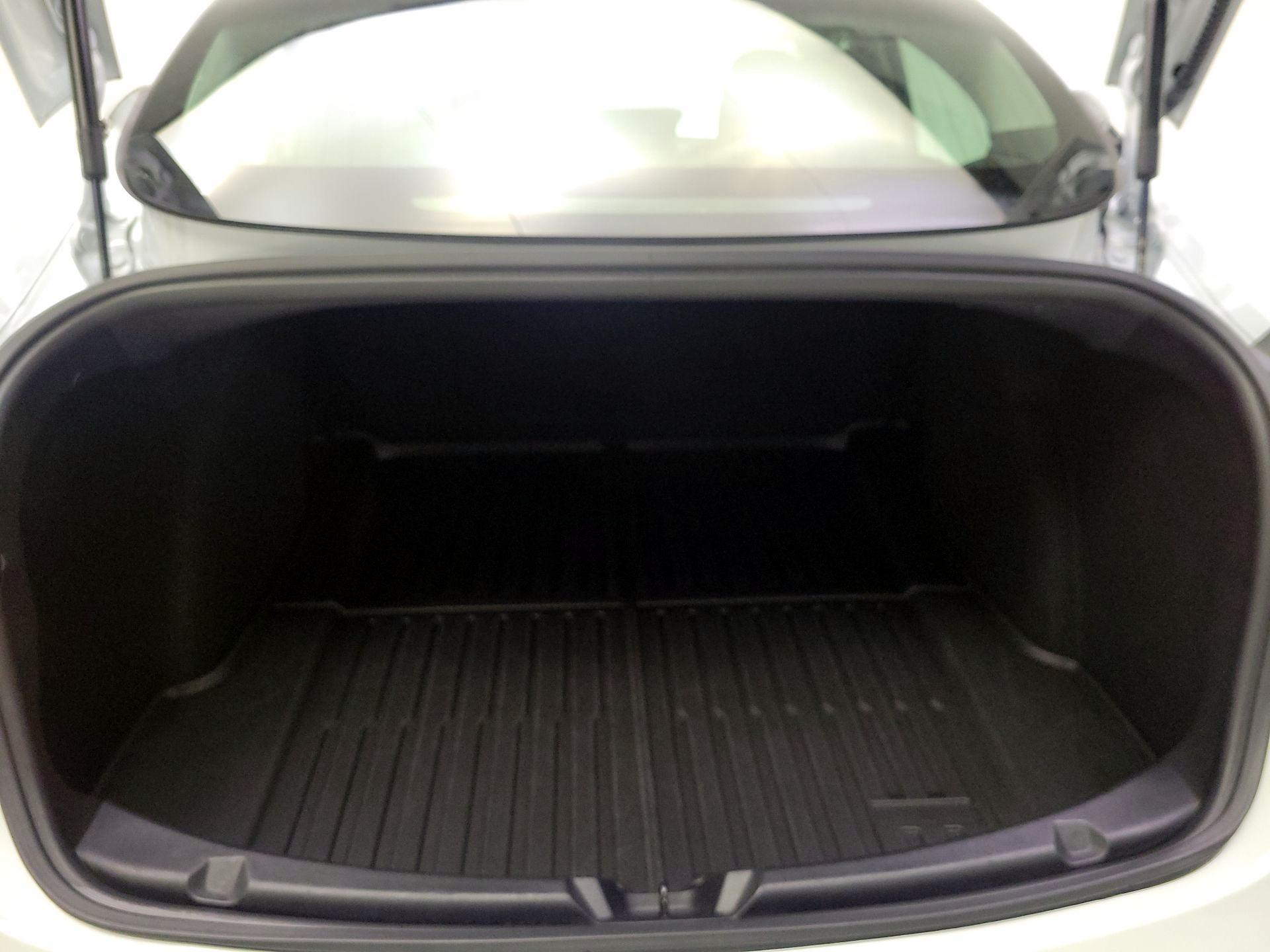 Thumbnail: 2020 Tesla Model 3 - 20