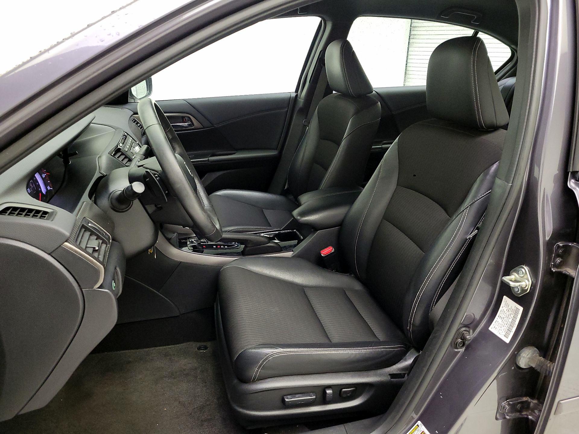 Thumbnail: 2016 Honda Accord - 11