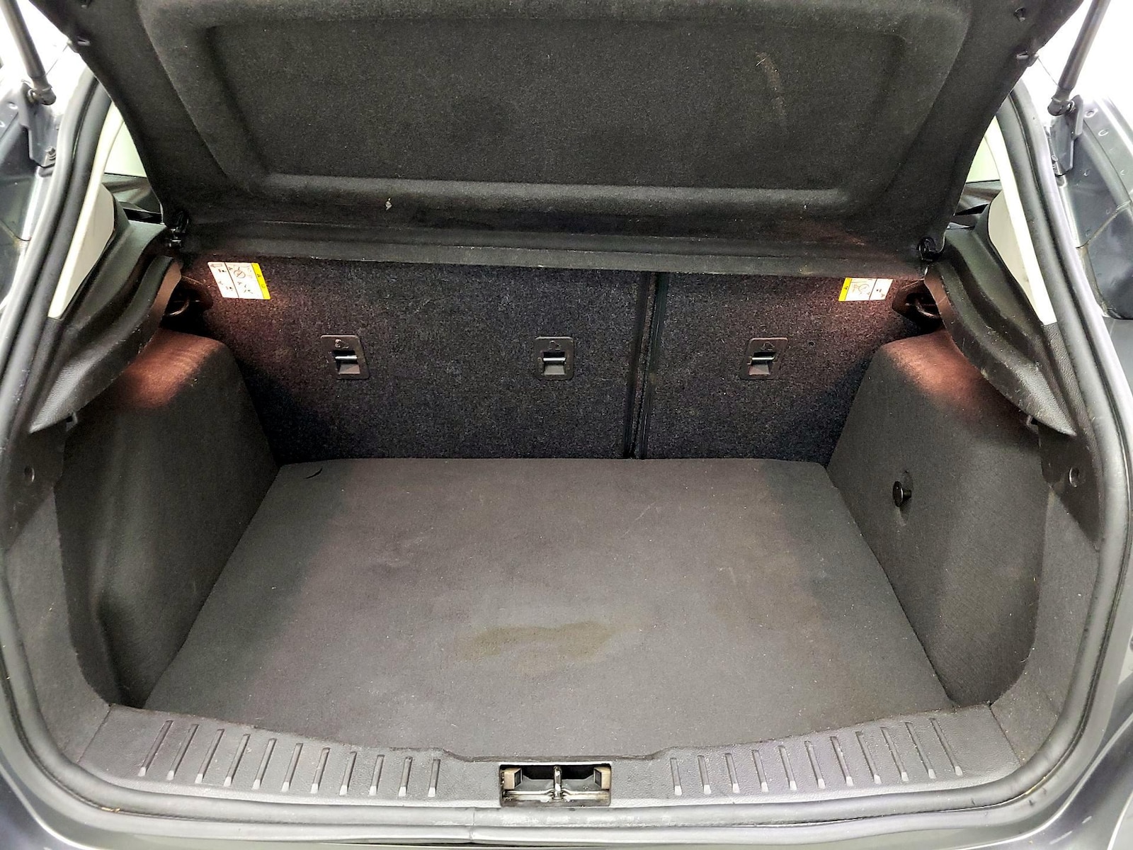 2017 Ford Focus SE - Photo 22