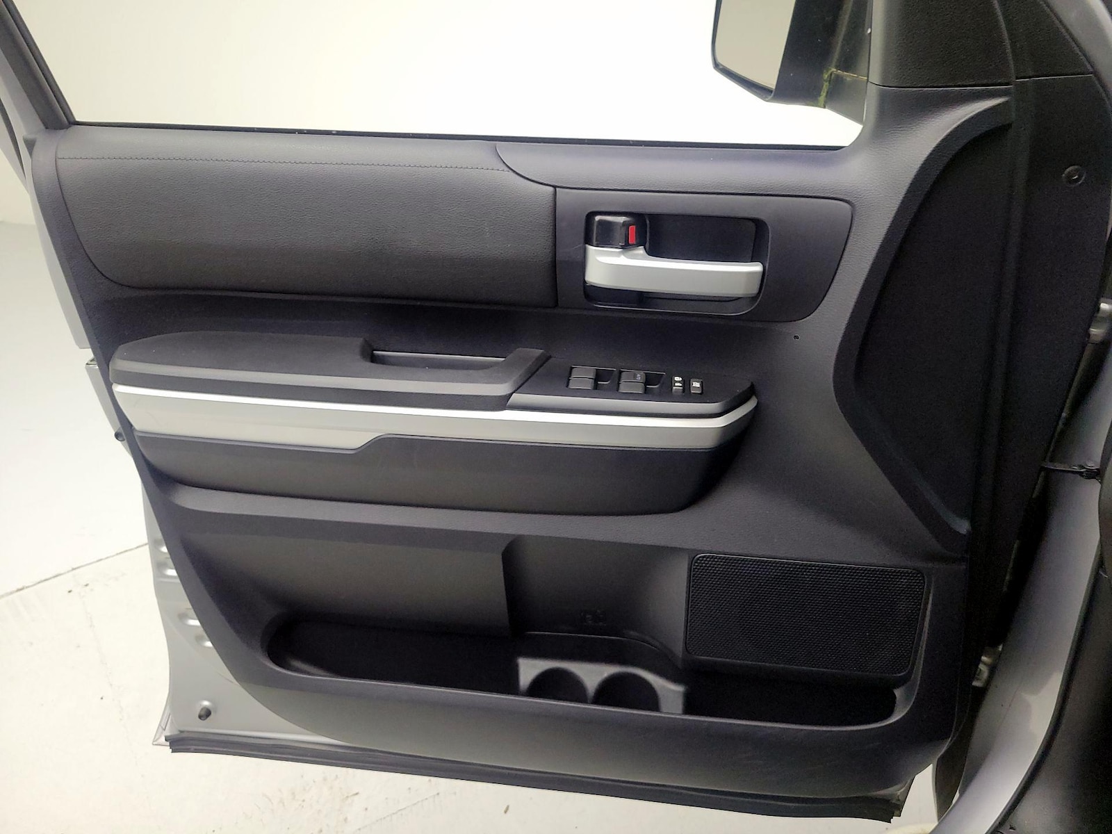2015 Toyota Tundra SR5 - Photo 13