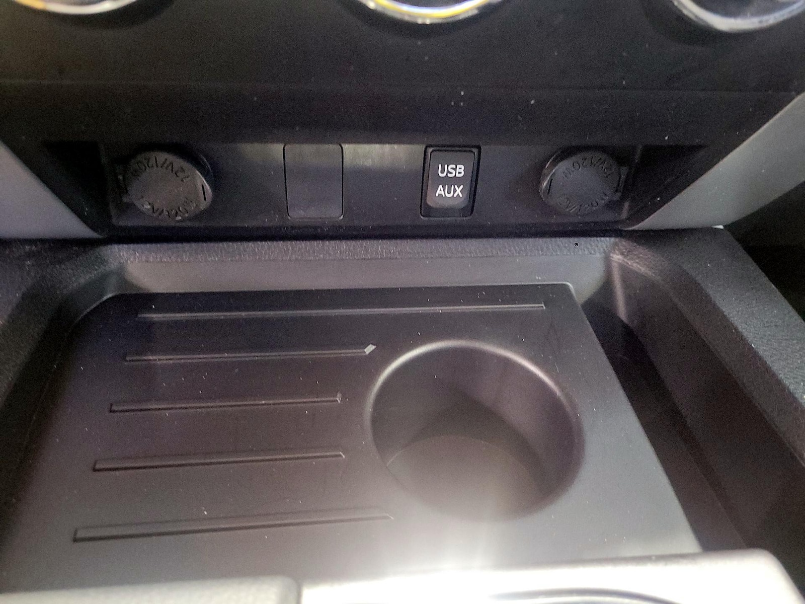 2015 Toyota Tundra SR5 - Photo 19