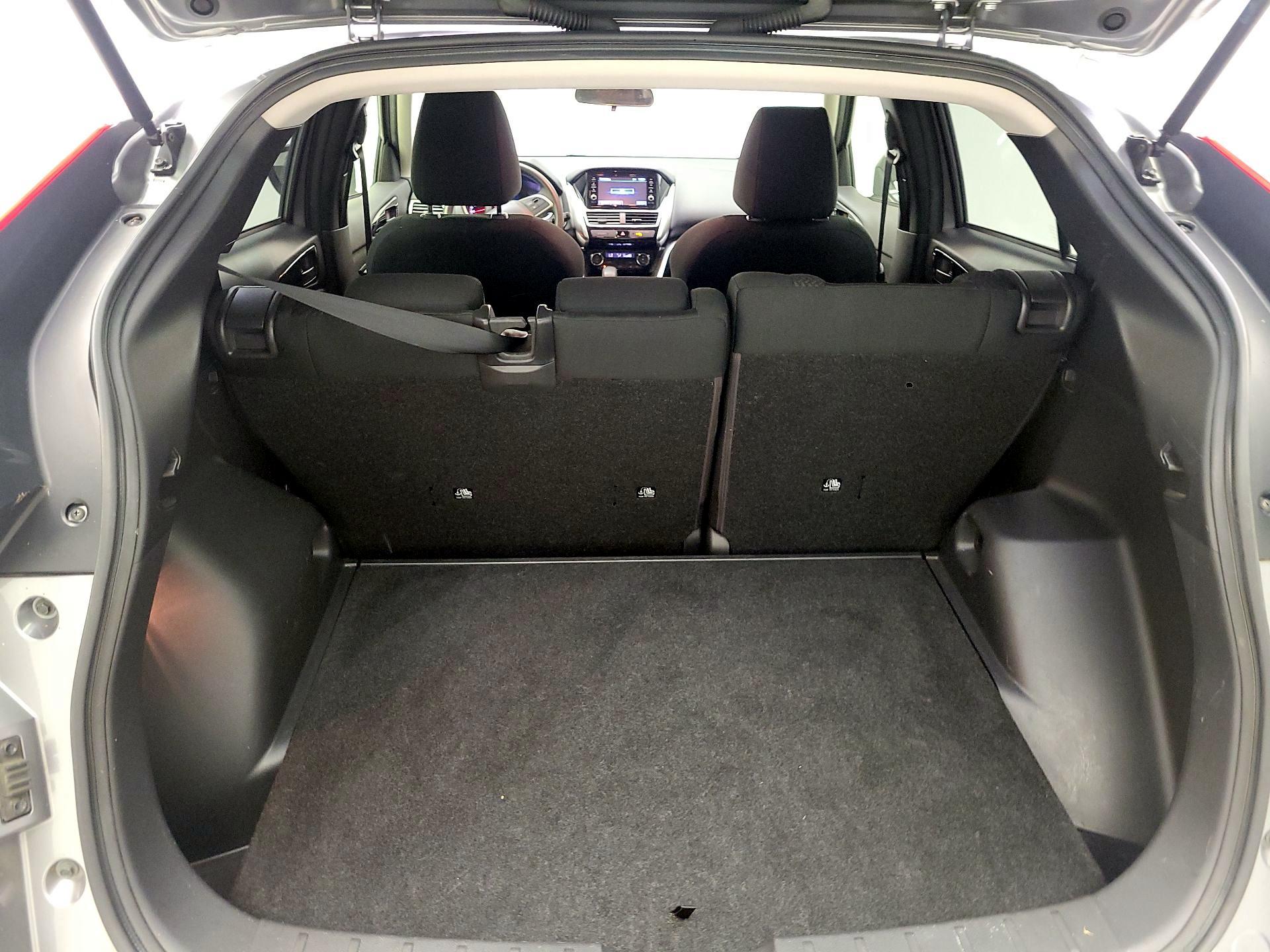 Thumbnail: 2019 Mitsubishi Eclipse Cross - 20