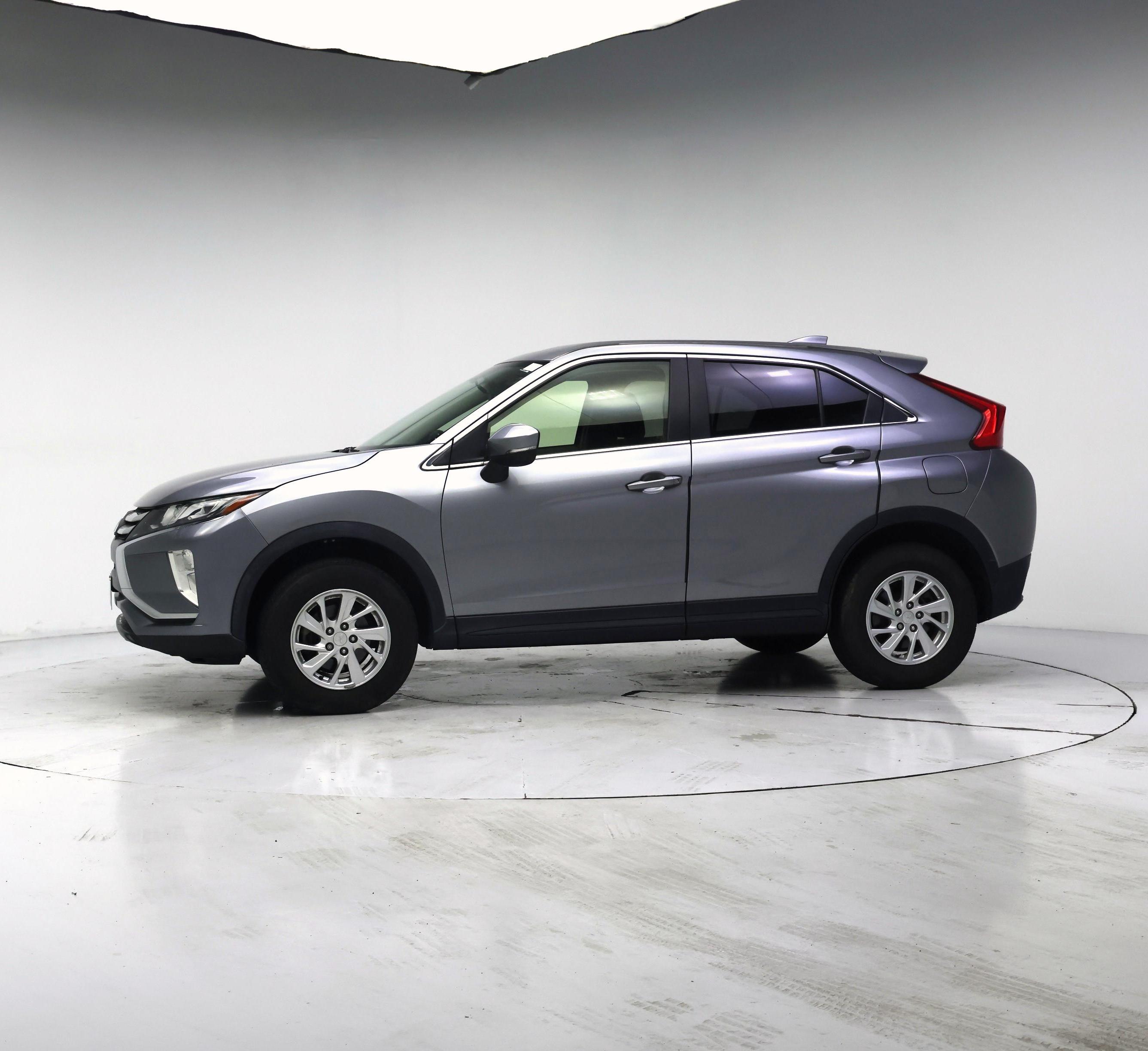 Thumbnail: 2019 Mitsubishi Eclipse Cross - 3