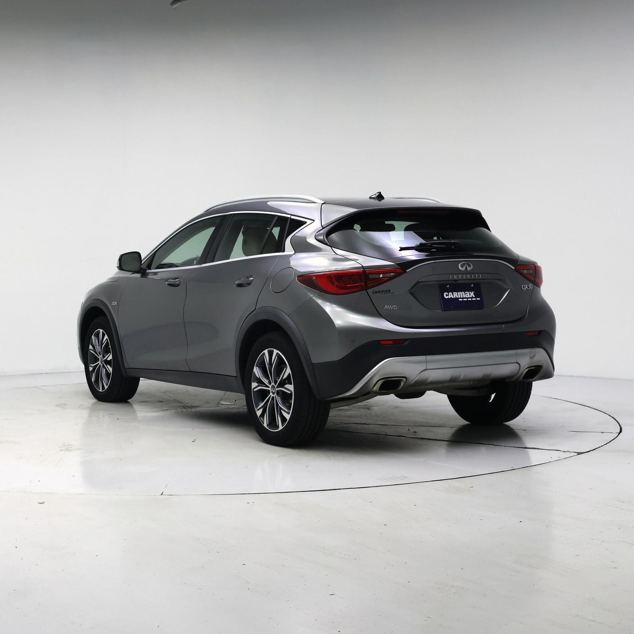 Thumbnail: 2018 INFINITI QX30 - 2