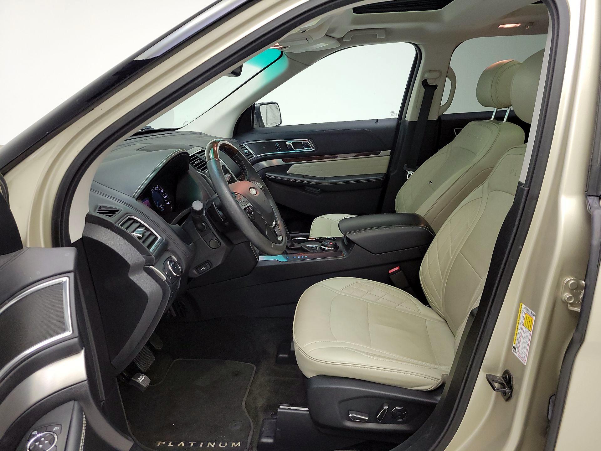 Thumbnail: 2017 Ford Explorer - 11