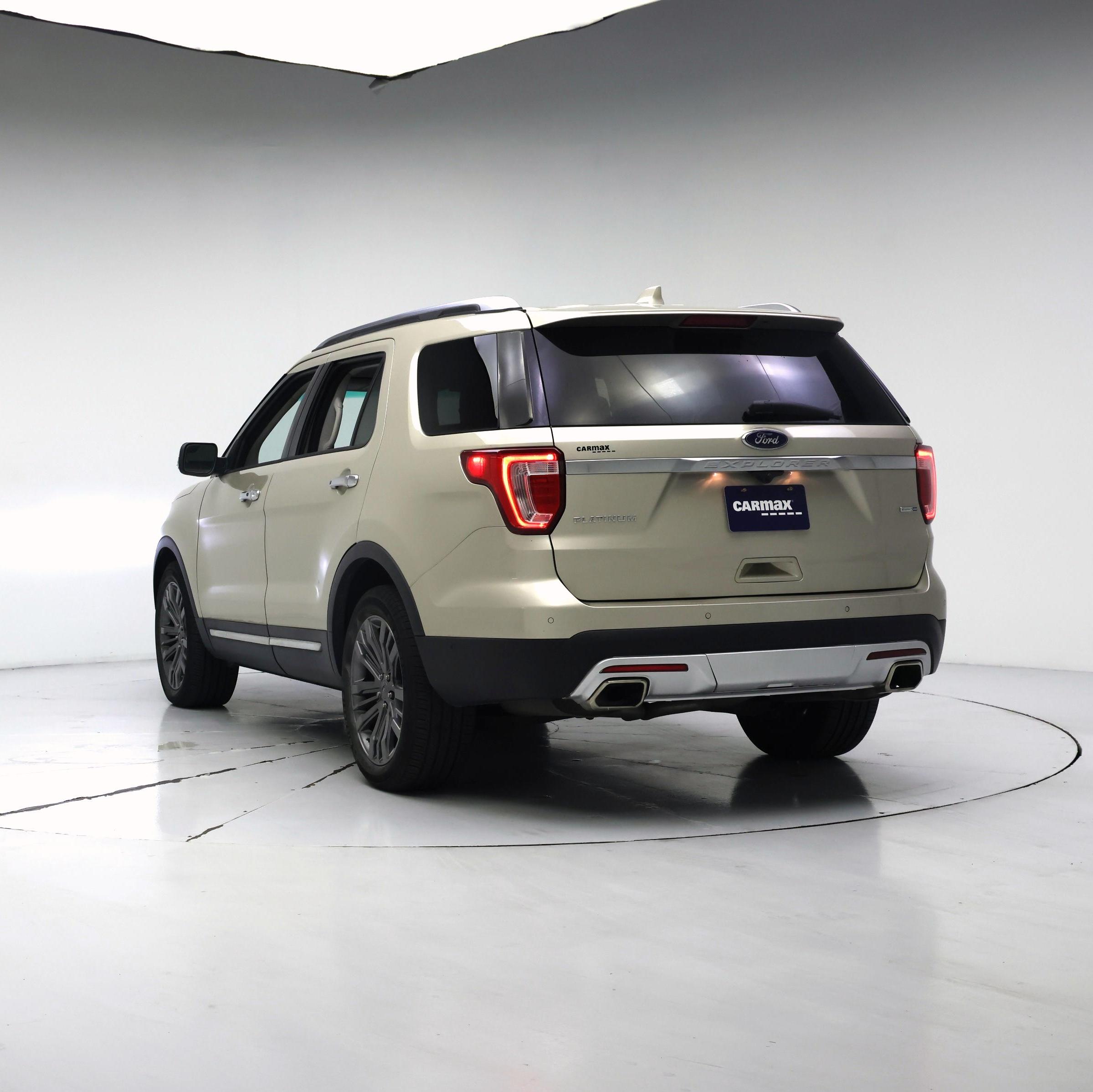 Thumbnail: 2017 Ford Explorer - 2