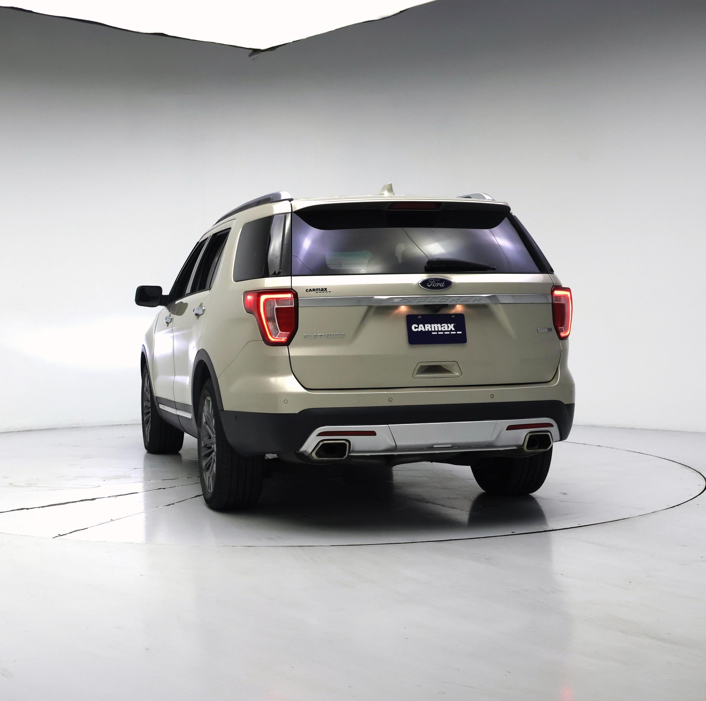 Thumbnail: 2017 Ford Explorer - 6
