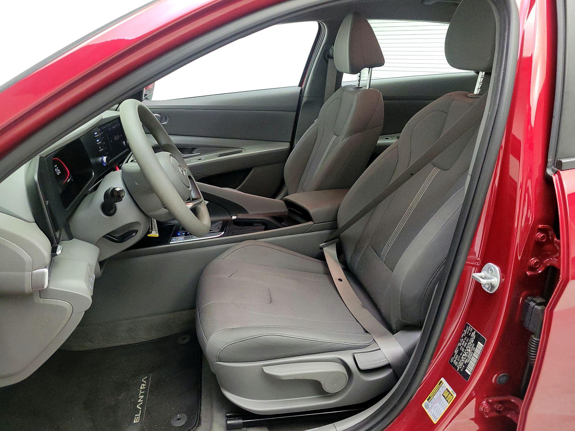 Thumbnail: 2024 Hyundai Elantra - 11