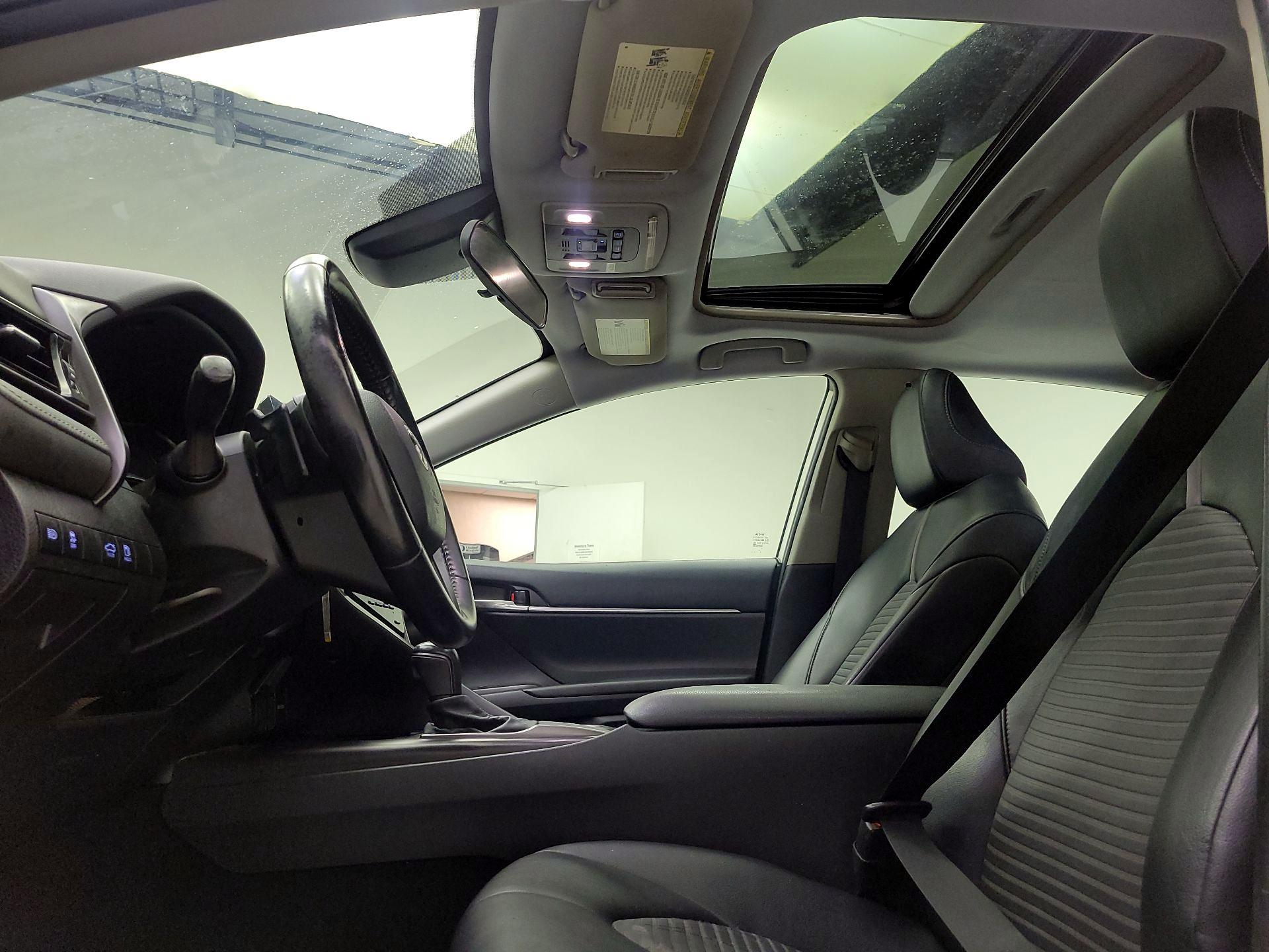 Thumbnail: 2021 Toyota Camry - 20