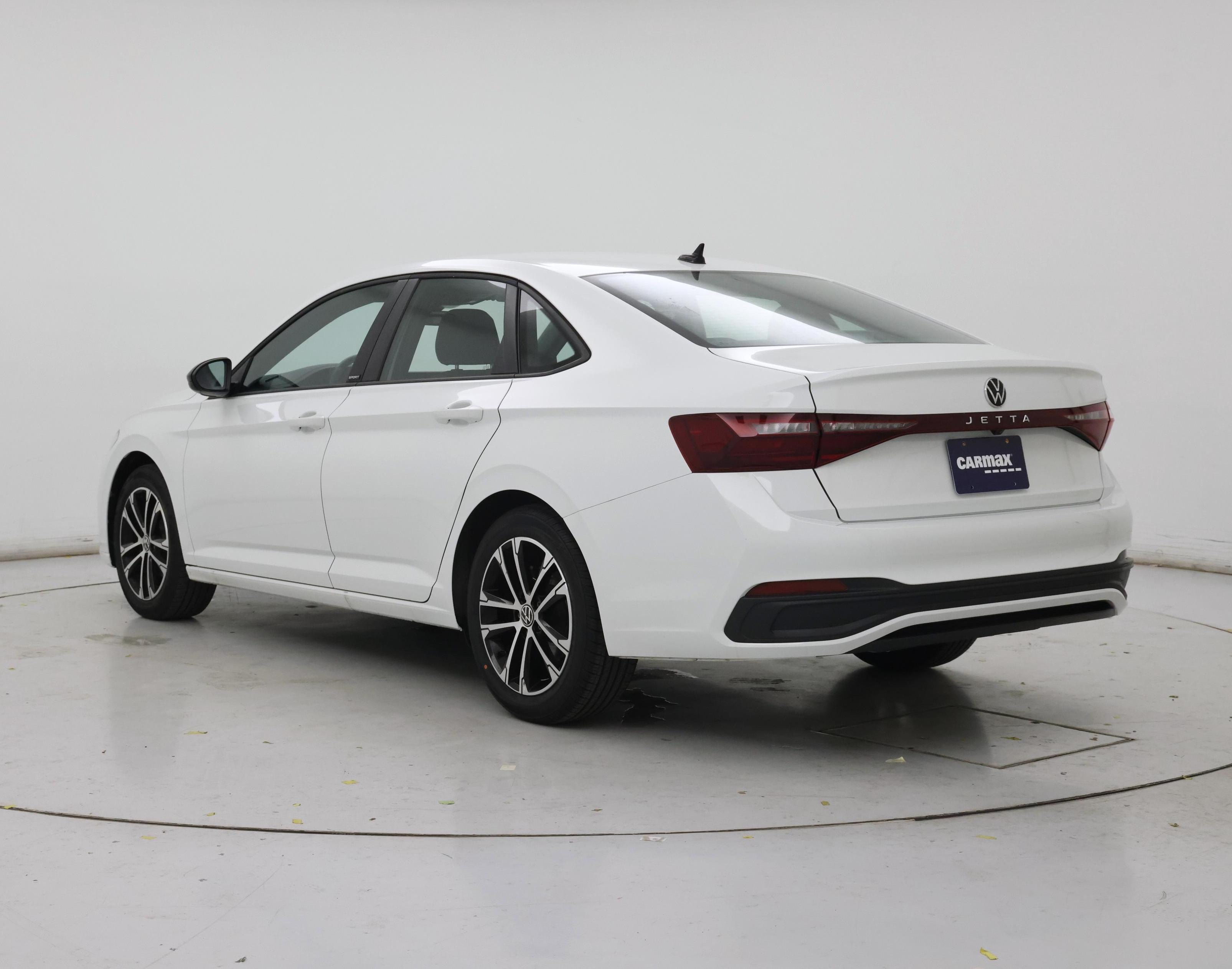 Thumbnail: 2025 Volkswagen Jetta - 2