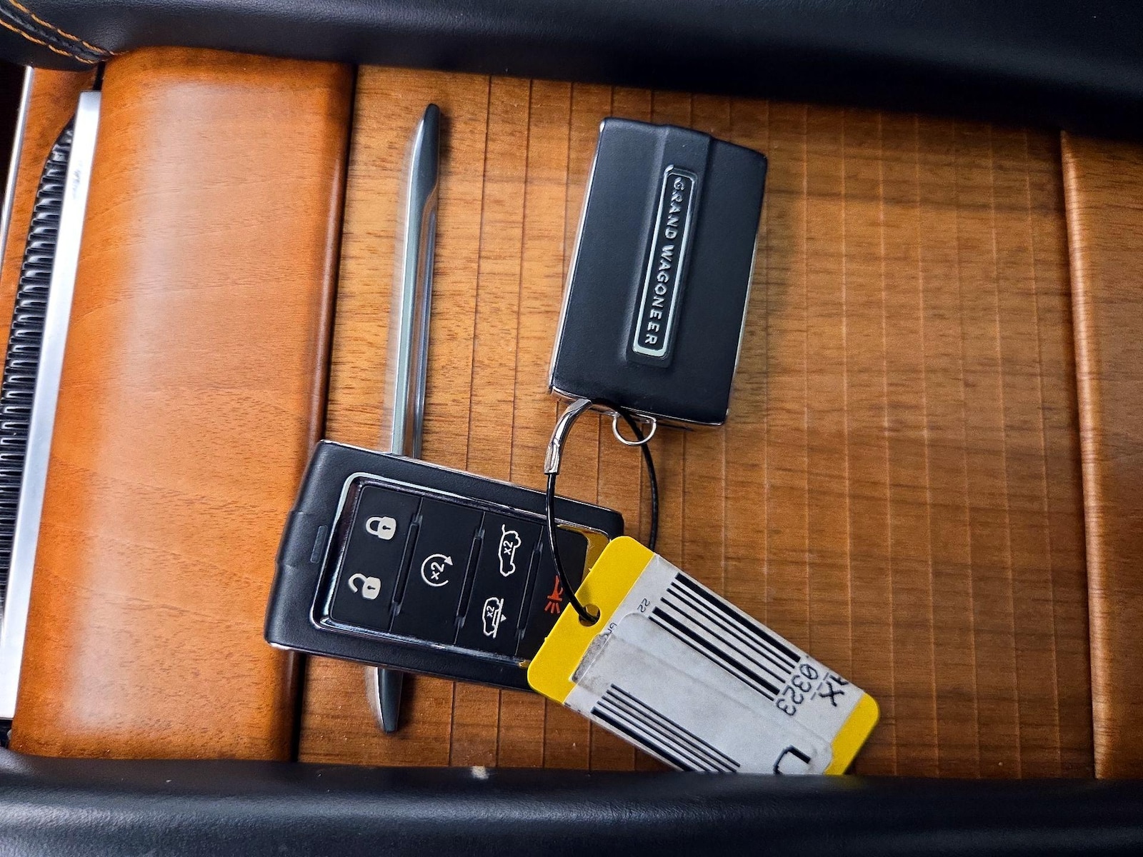 2022 Jeep Grand Wagoneer Series III - Photo 27