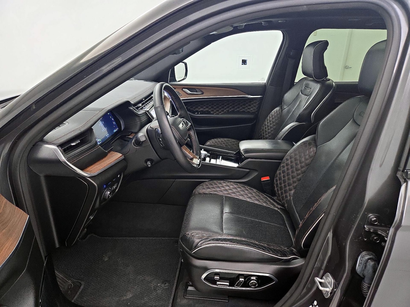2022 Jeep Grand Cherokee Summit Reserve 4xe - Photo 12