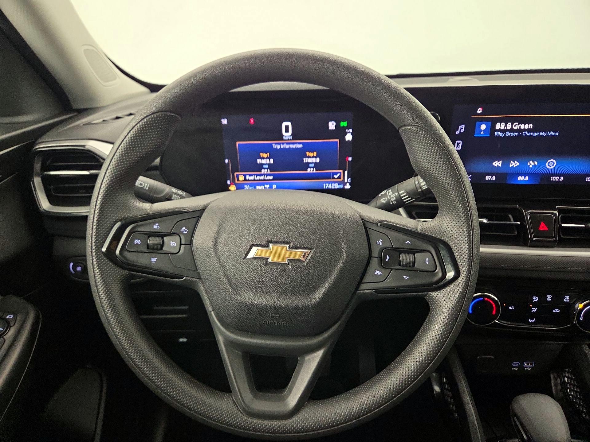 Thumbnail: 2025 Chevrolet TrailBlazer - 10