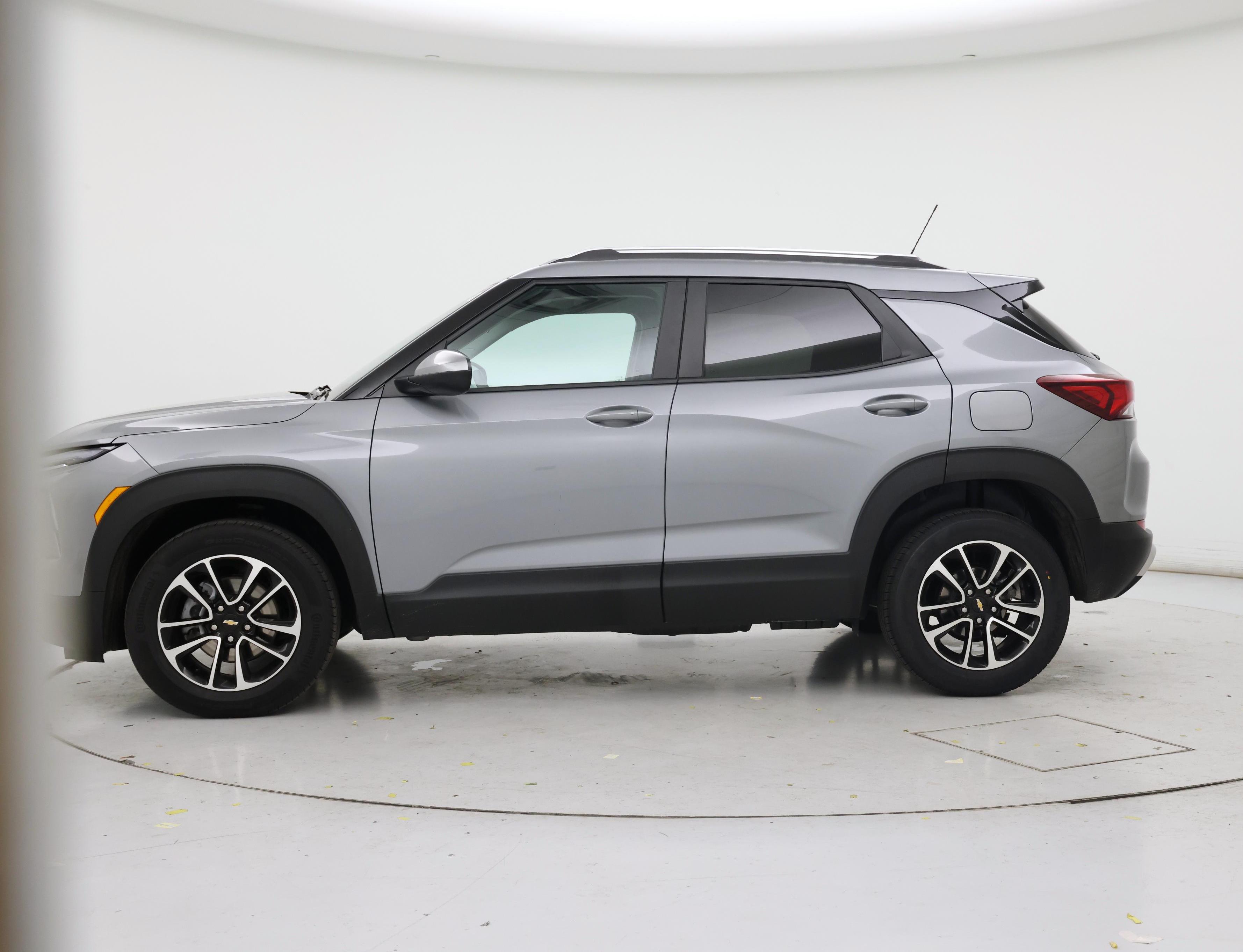 Thumbnail: 2025 Chevrolet TrailBlazer - 3