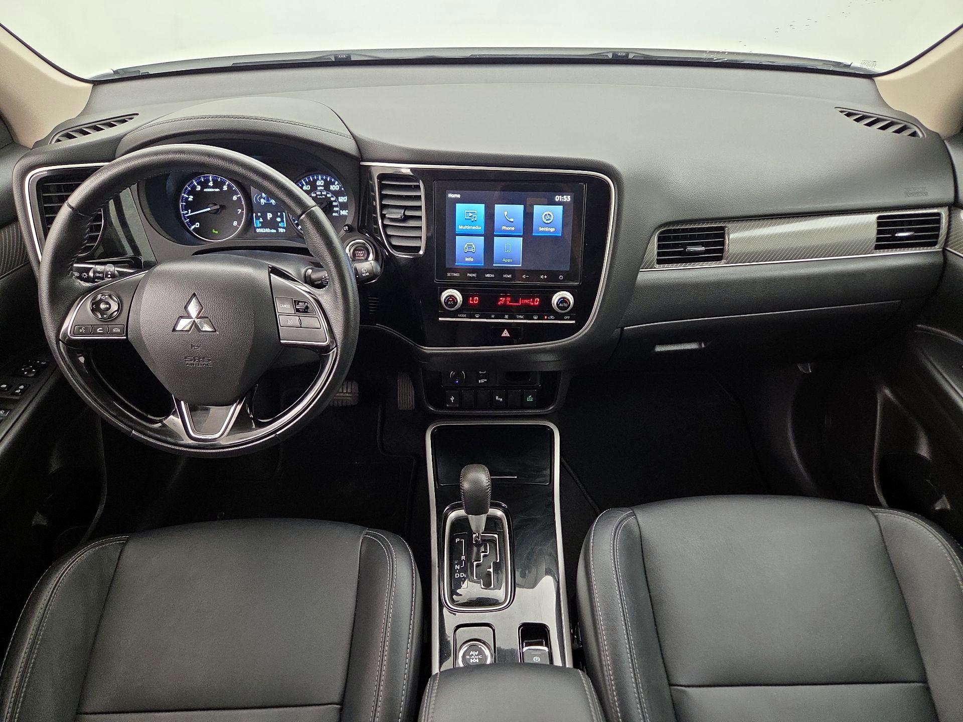 Thumbnail: 2020 Mitsubishi Outlander - 9