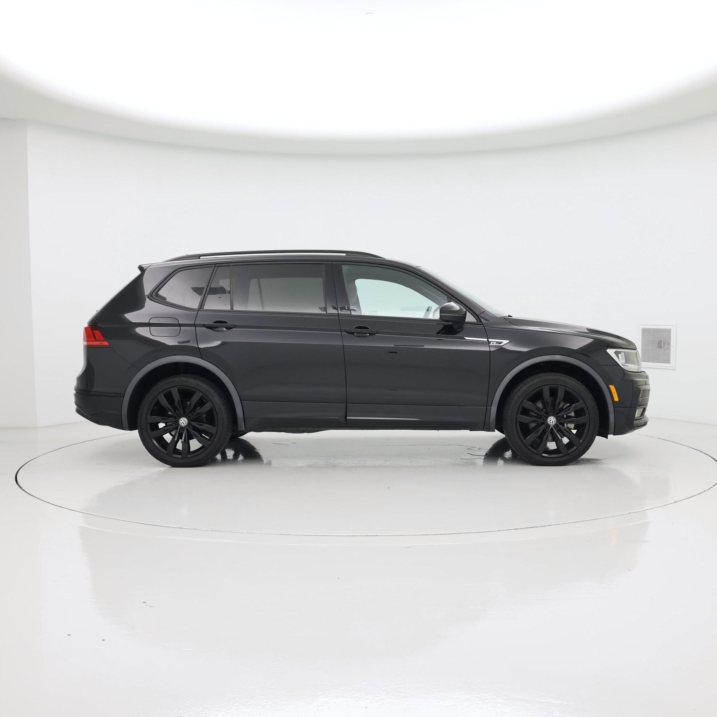 Thumbnail: 2021 Volkswagen Tiguan - 7