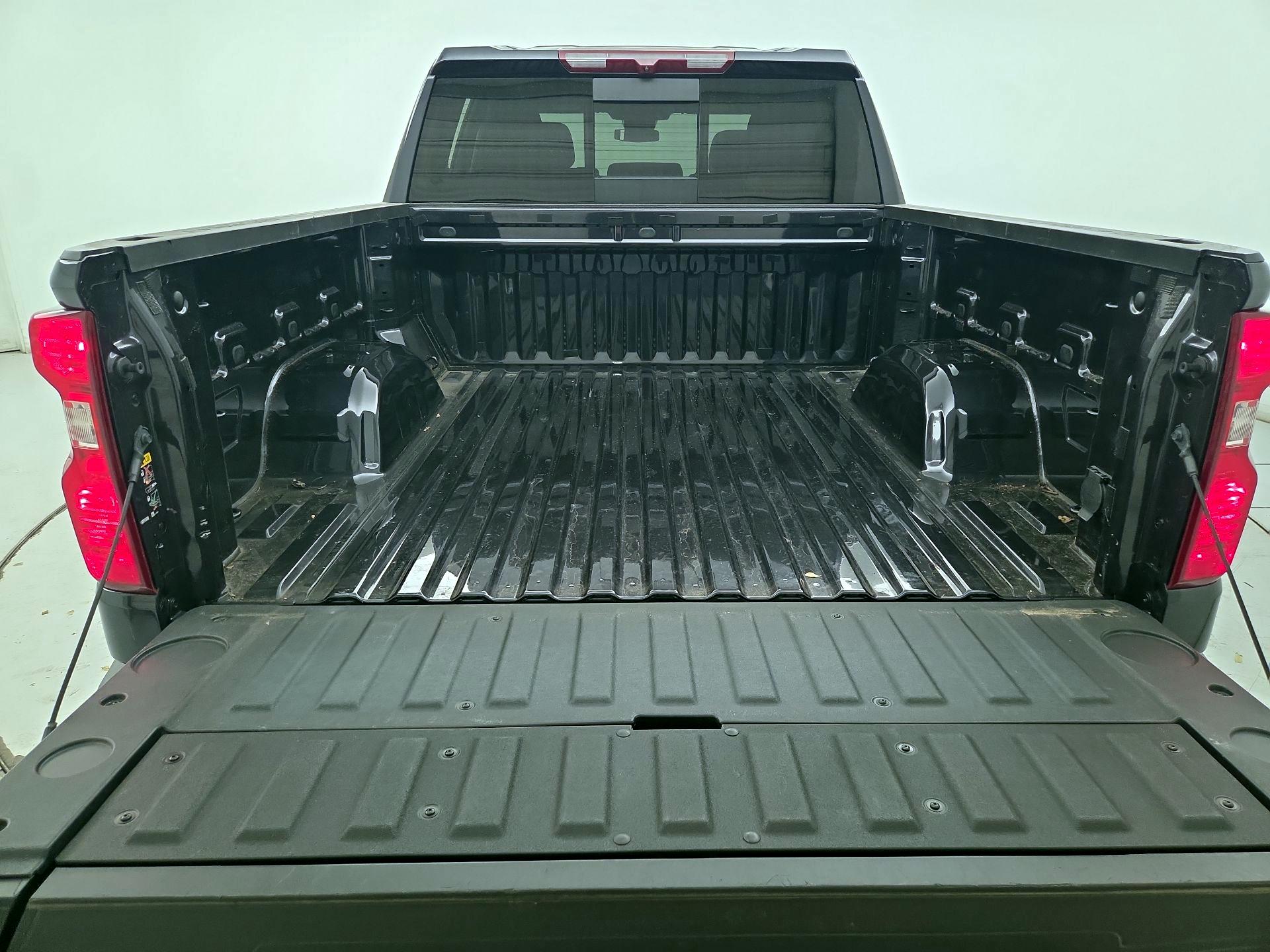 Thumbnail: 2024 Chevrolet Silverado 1500 - 20