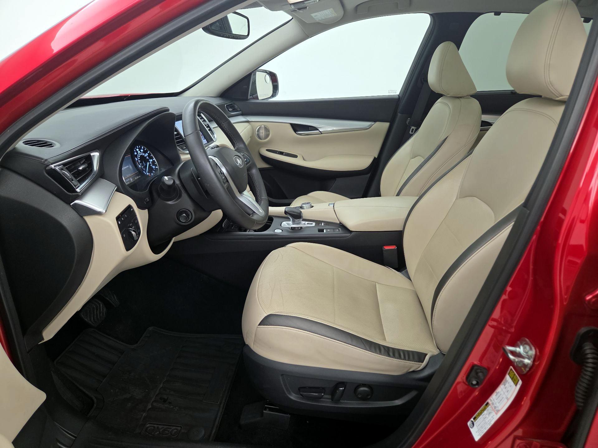 Thumbnail: 2021 INFINITI QX50 - 9