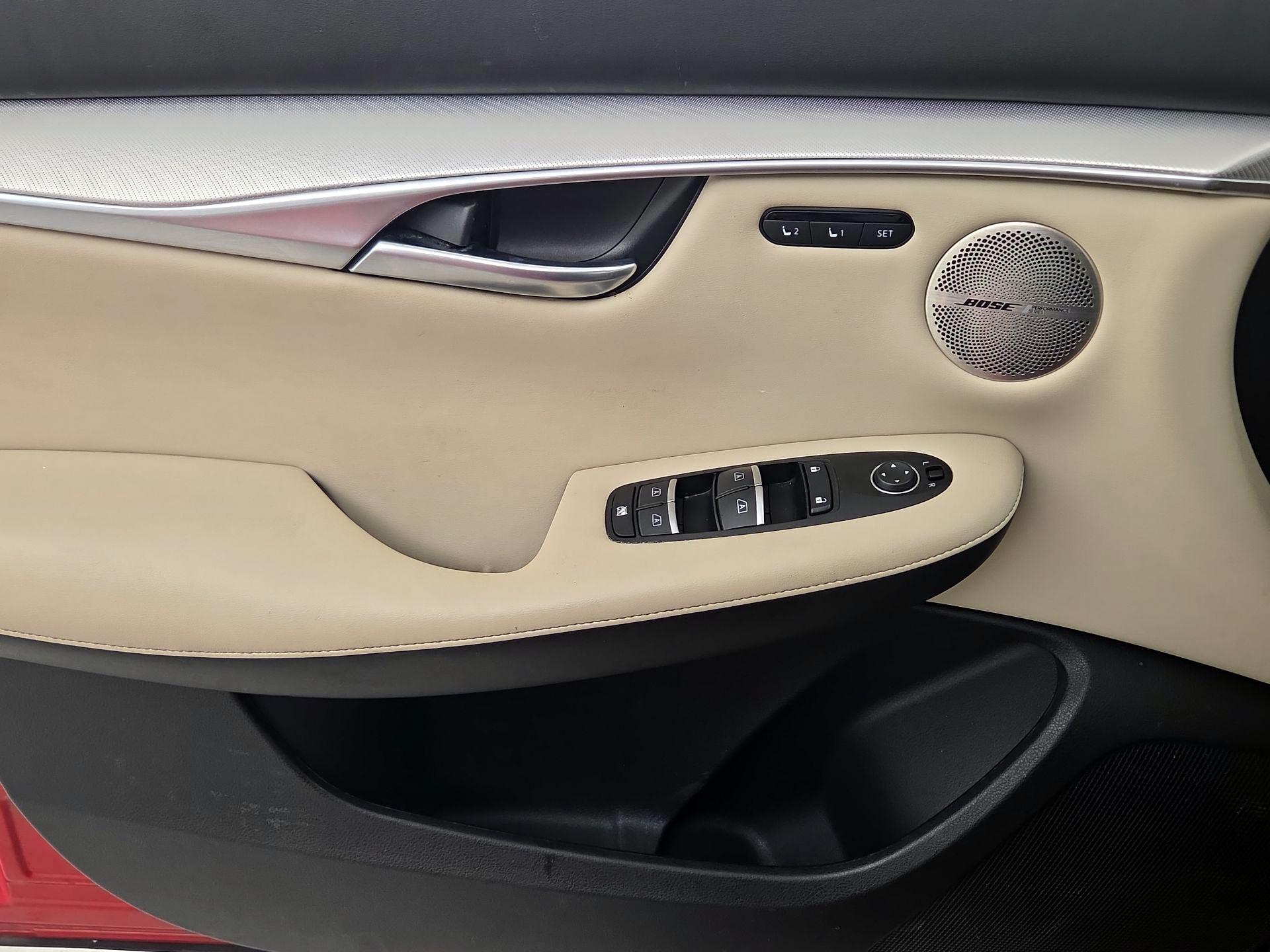 Thumbnail: 2021 INFINITI QX50 - 10