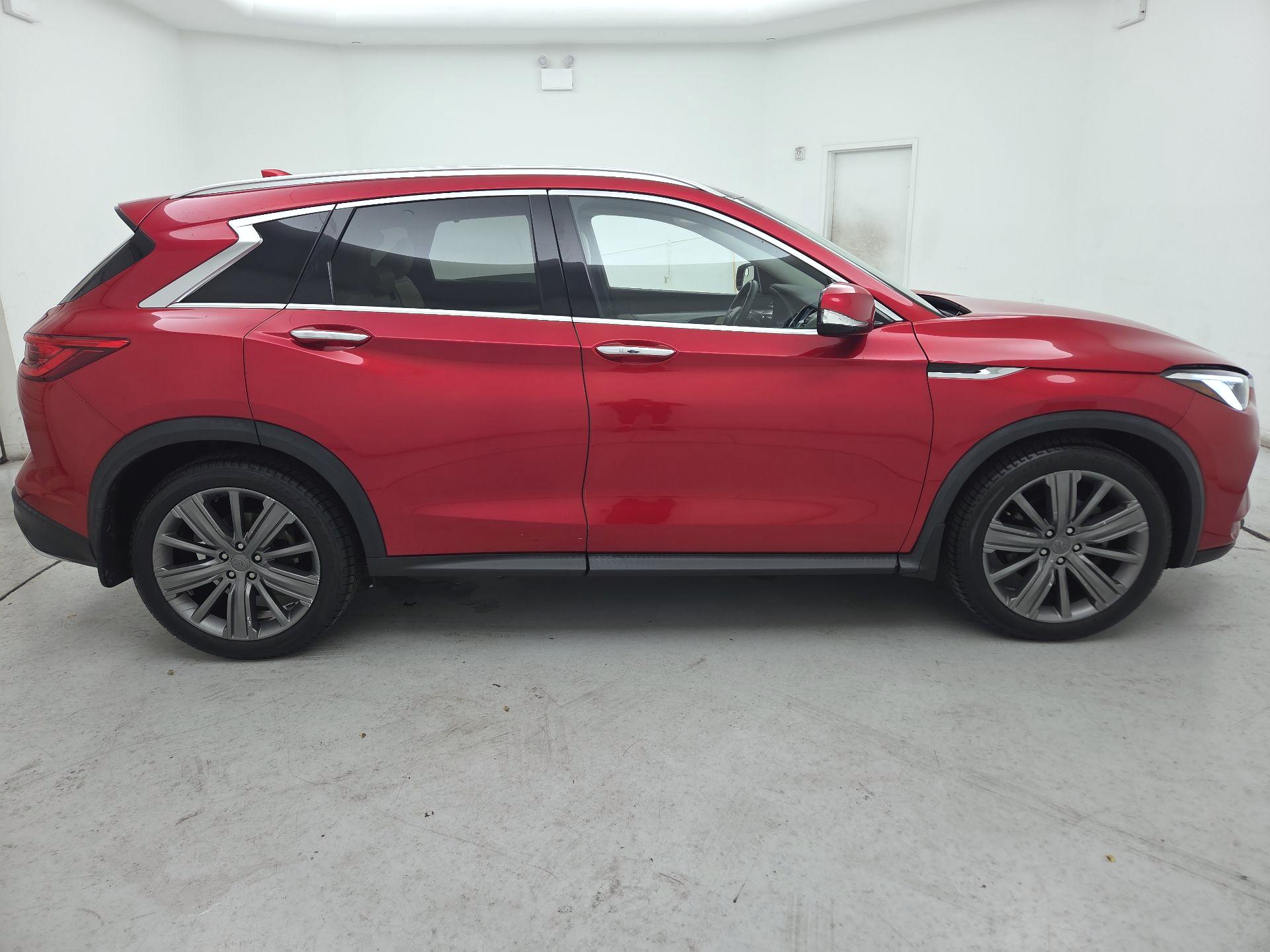 Thumbnail: 2021 INFINITI QX50 - 4