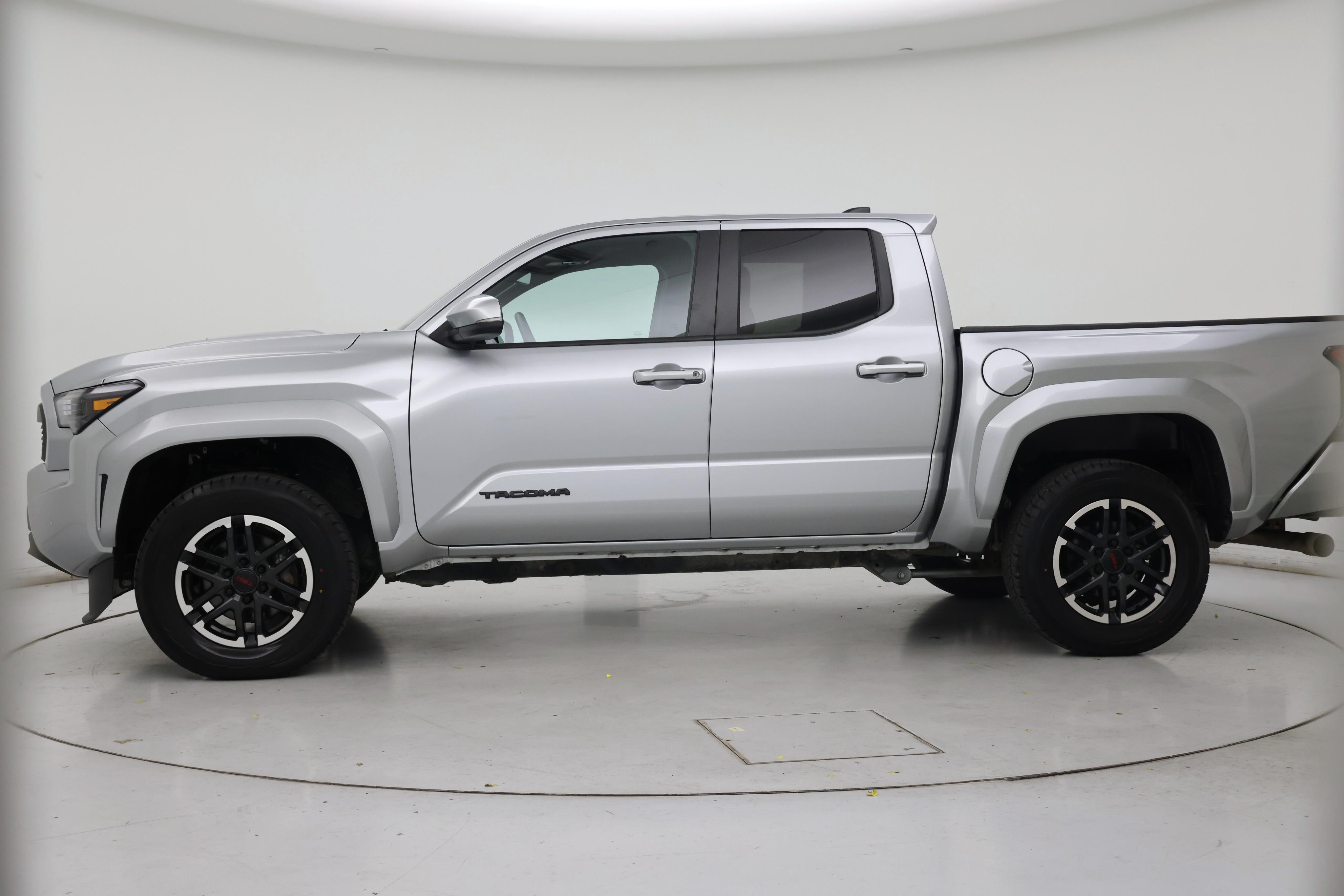 Thumbnail: 2024 Toyota Tacoma - 3