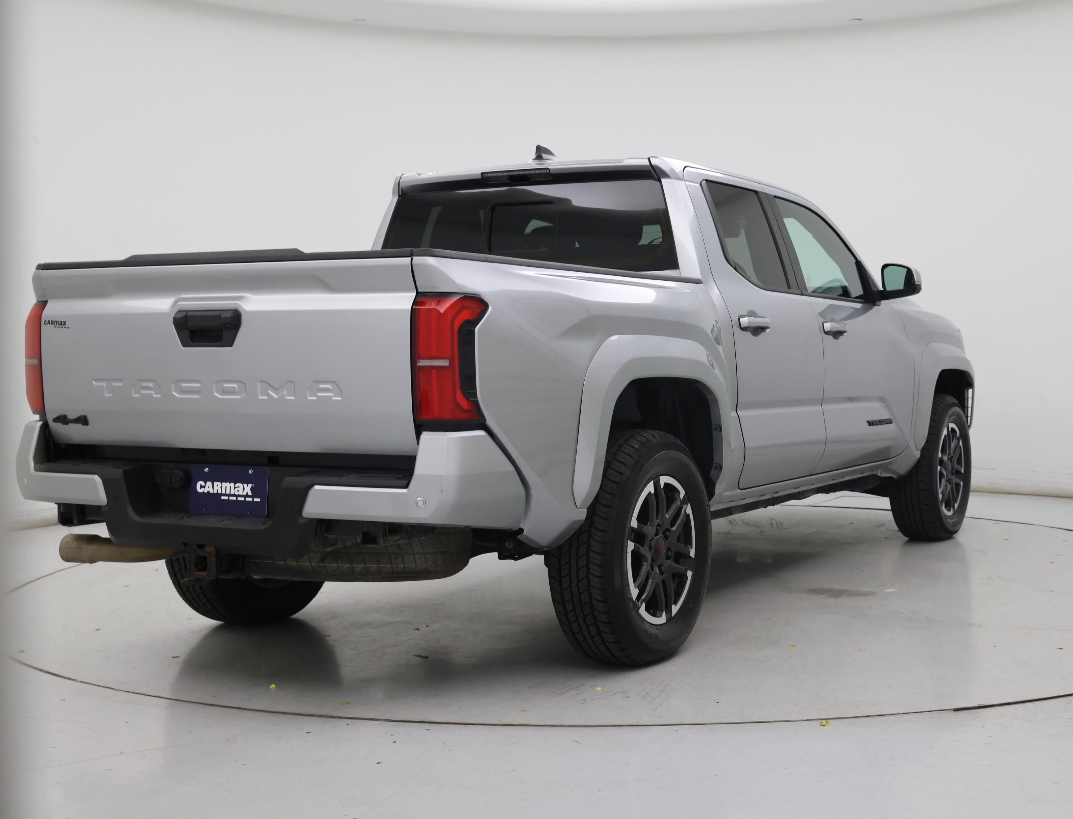 Thumbnail: 2024 Toyota Tacoma - 8