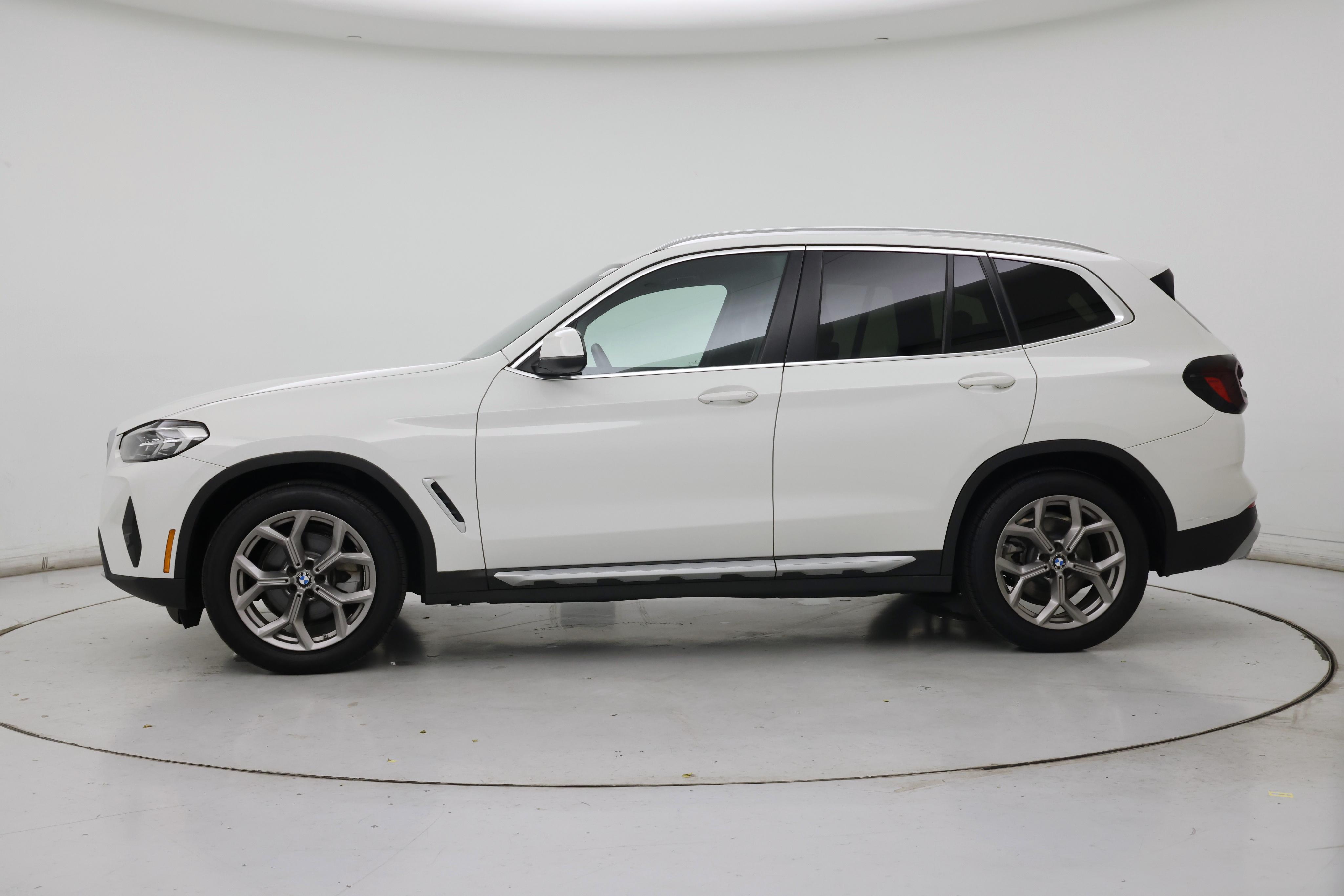 Thumbnail: 2022 BMW X3 - 3