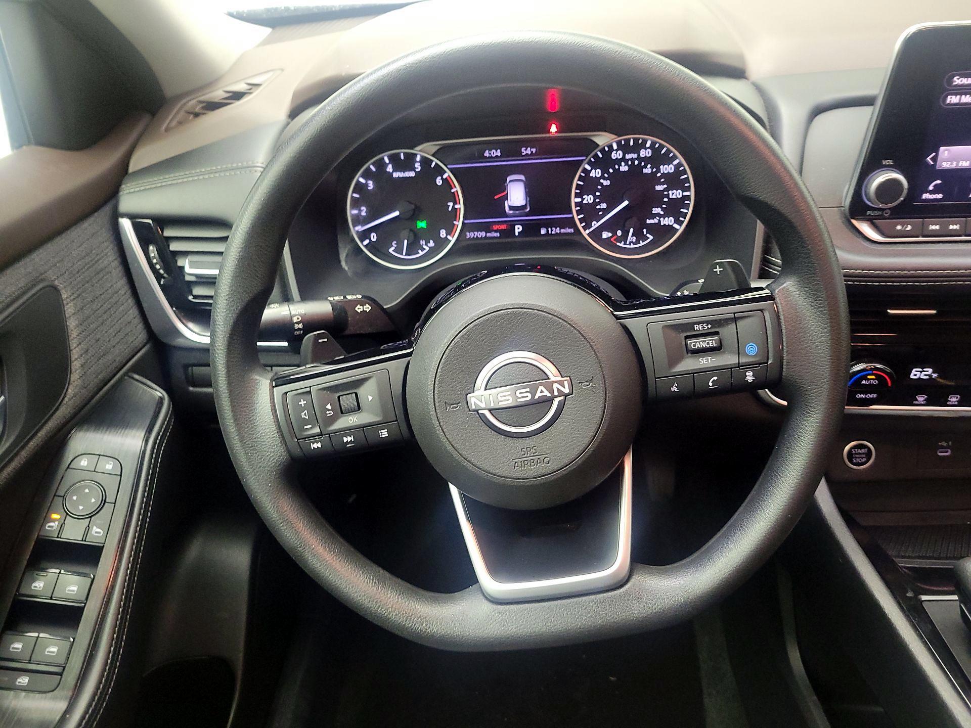 Thumbnail: 2022 Nissan Rogue - 10