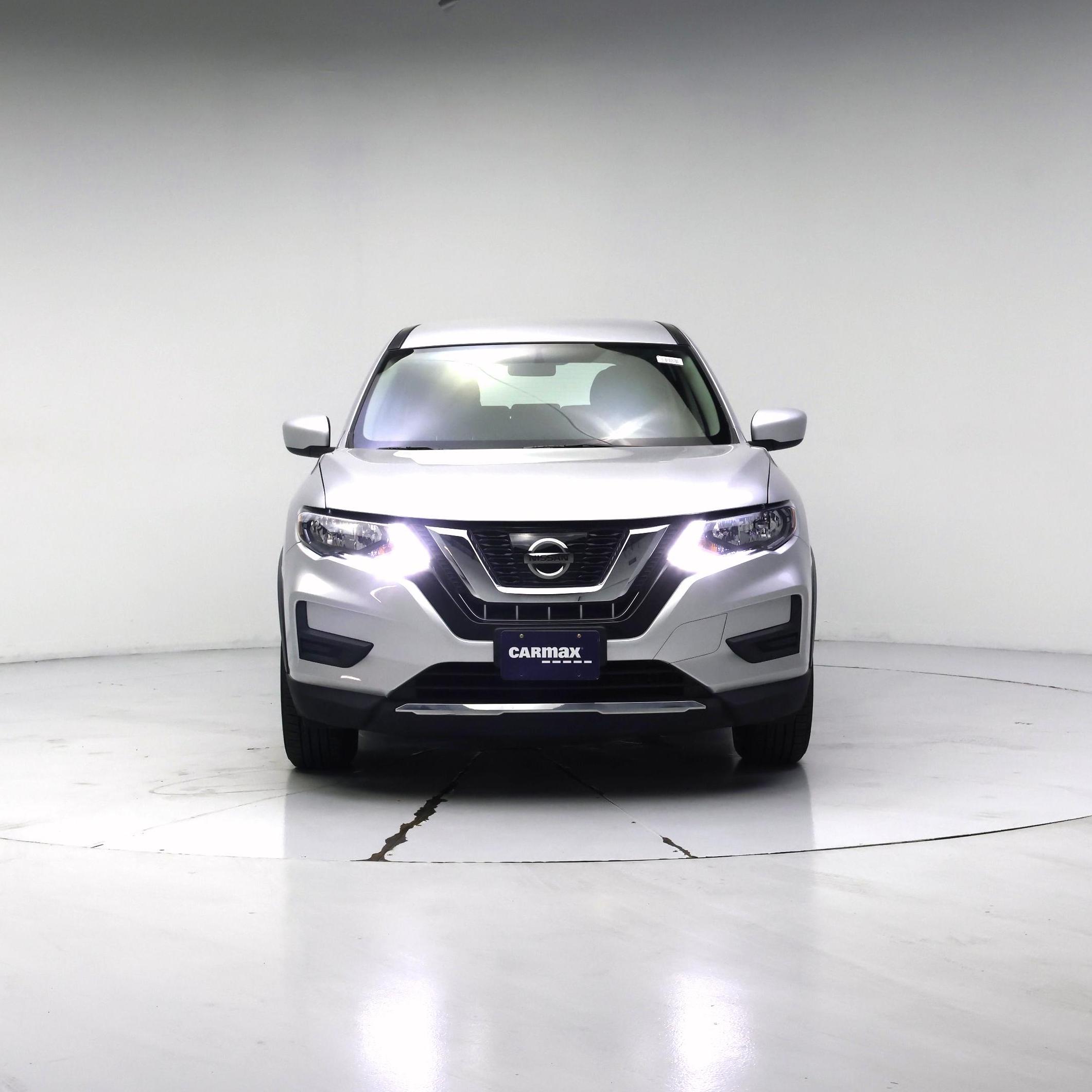 Thumbnail: 2017 Nissan Rogue - 5