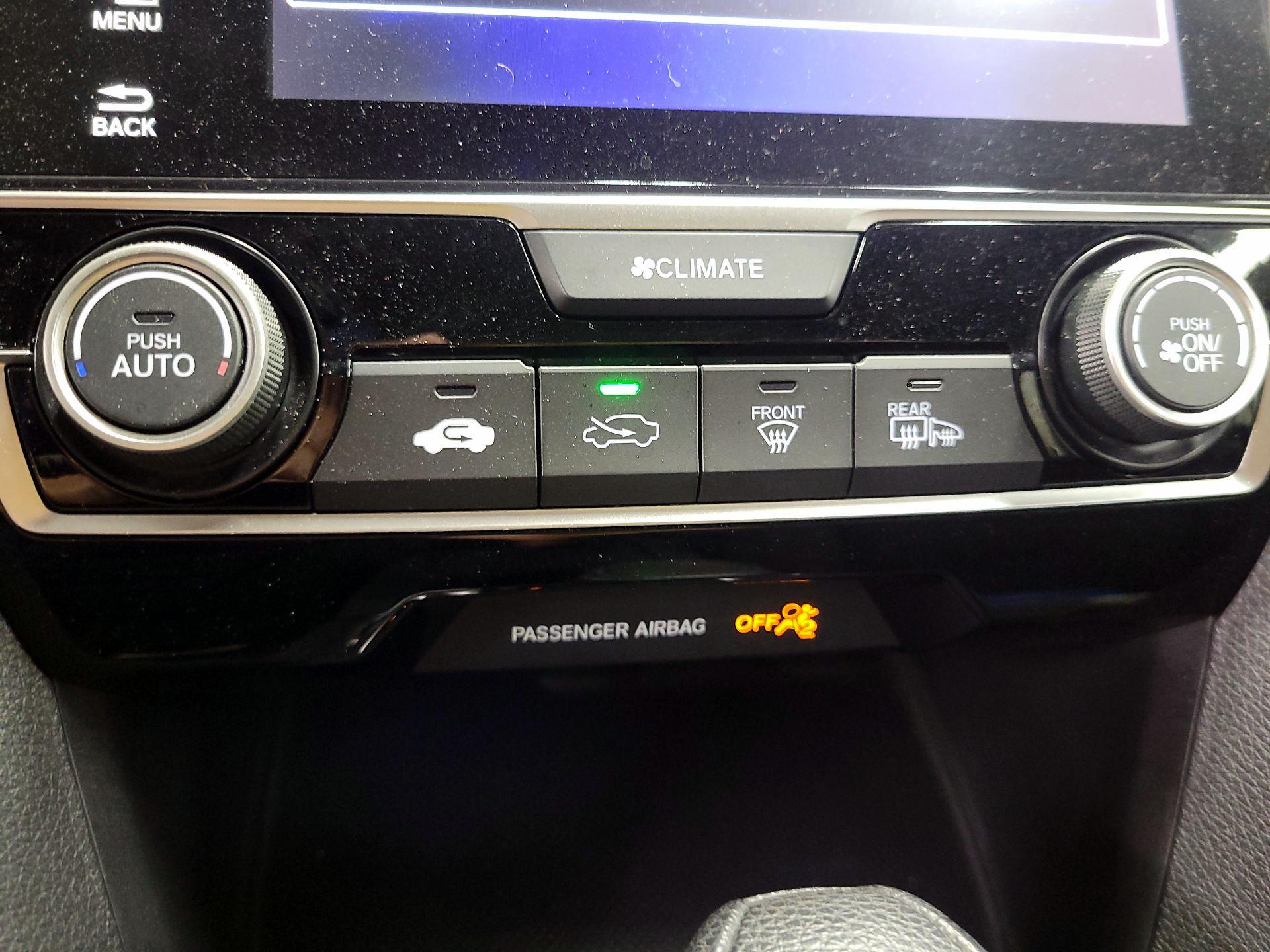 Thumbnail: 2018 Honda Civic - 16